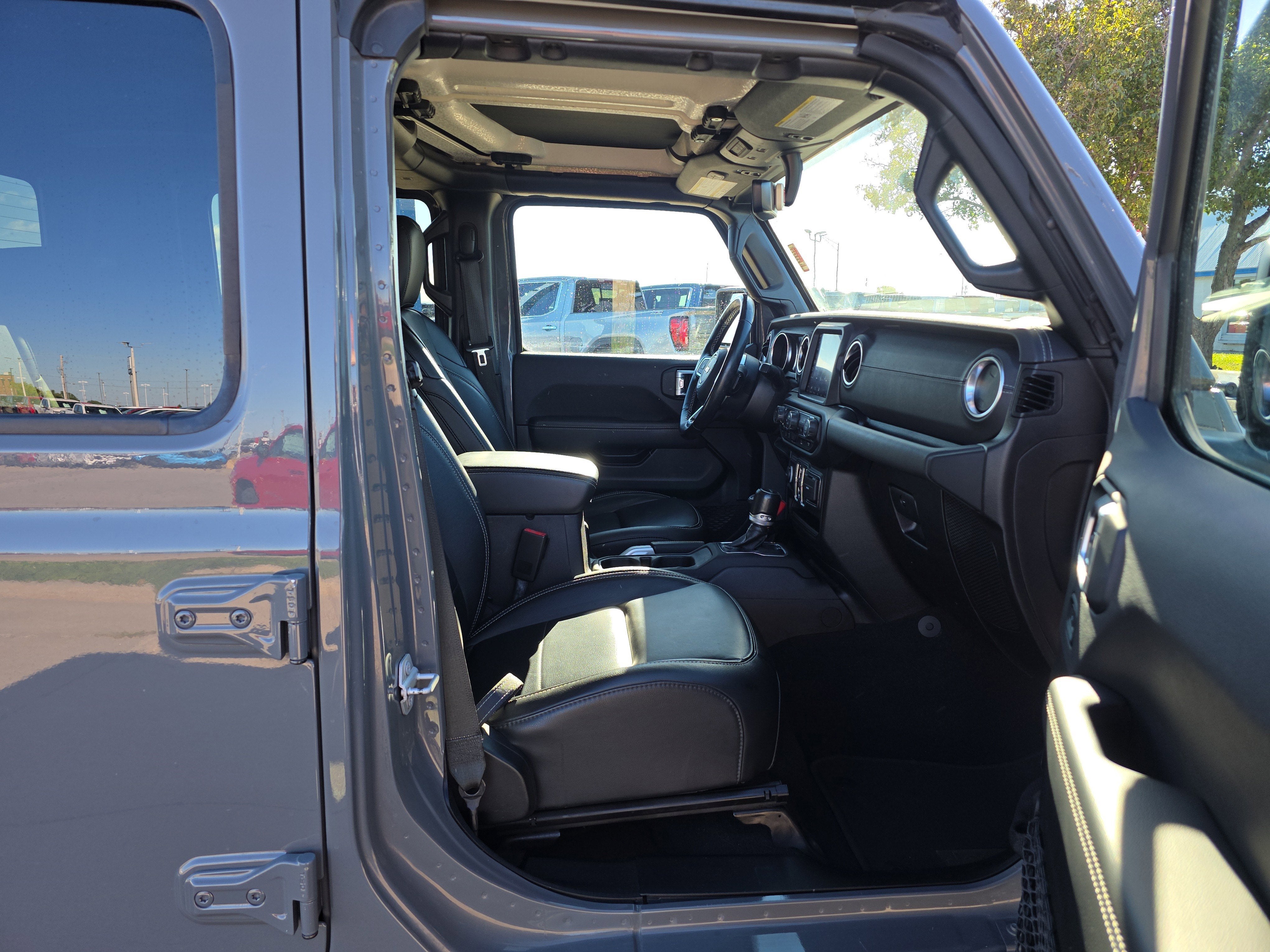 2021 Jeep Gladiator Overland