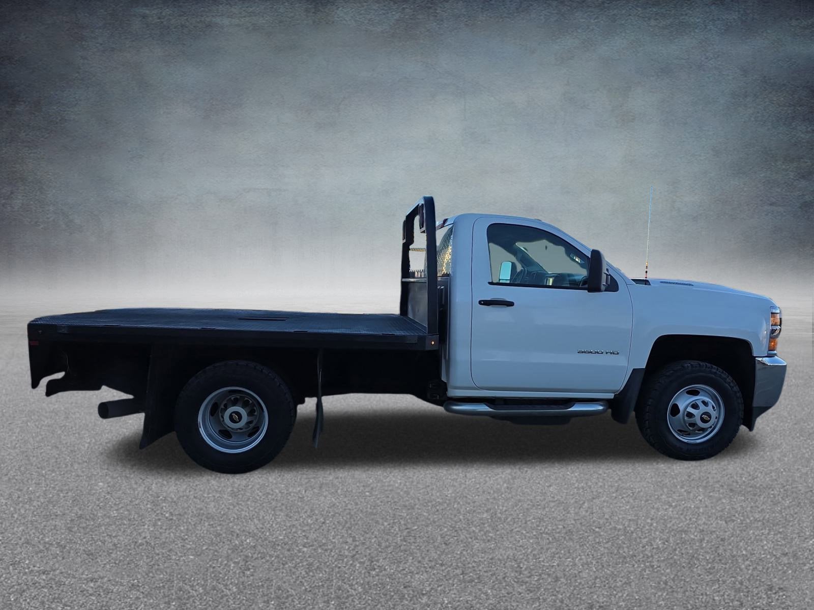 2019 Chevrolet Silverado 3500 HD Chassis Cab WT