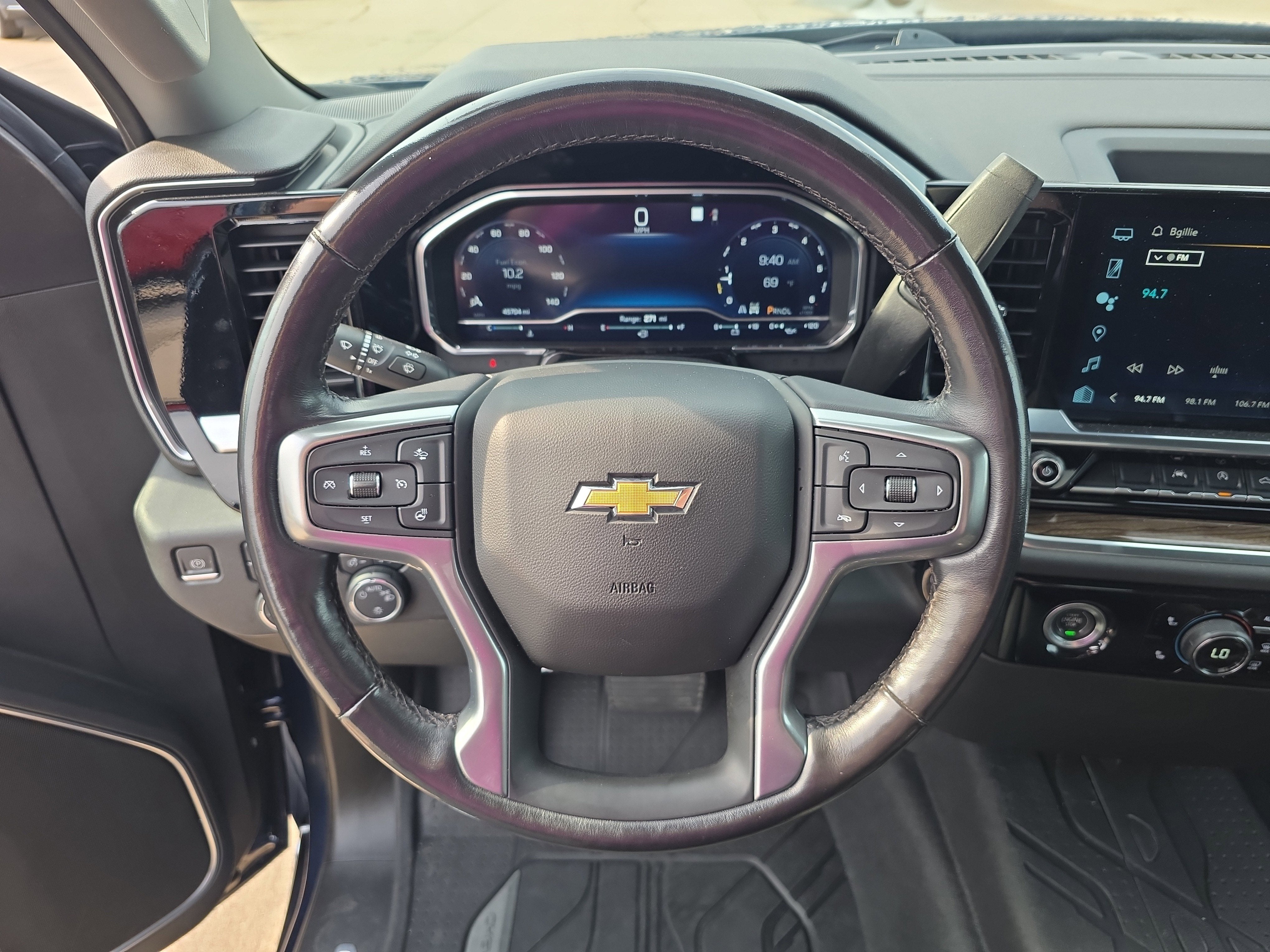 2022 Chevrolet Silverado 1500 LT (2FL)