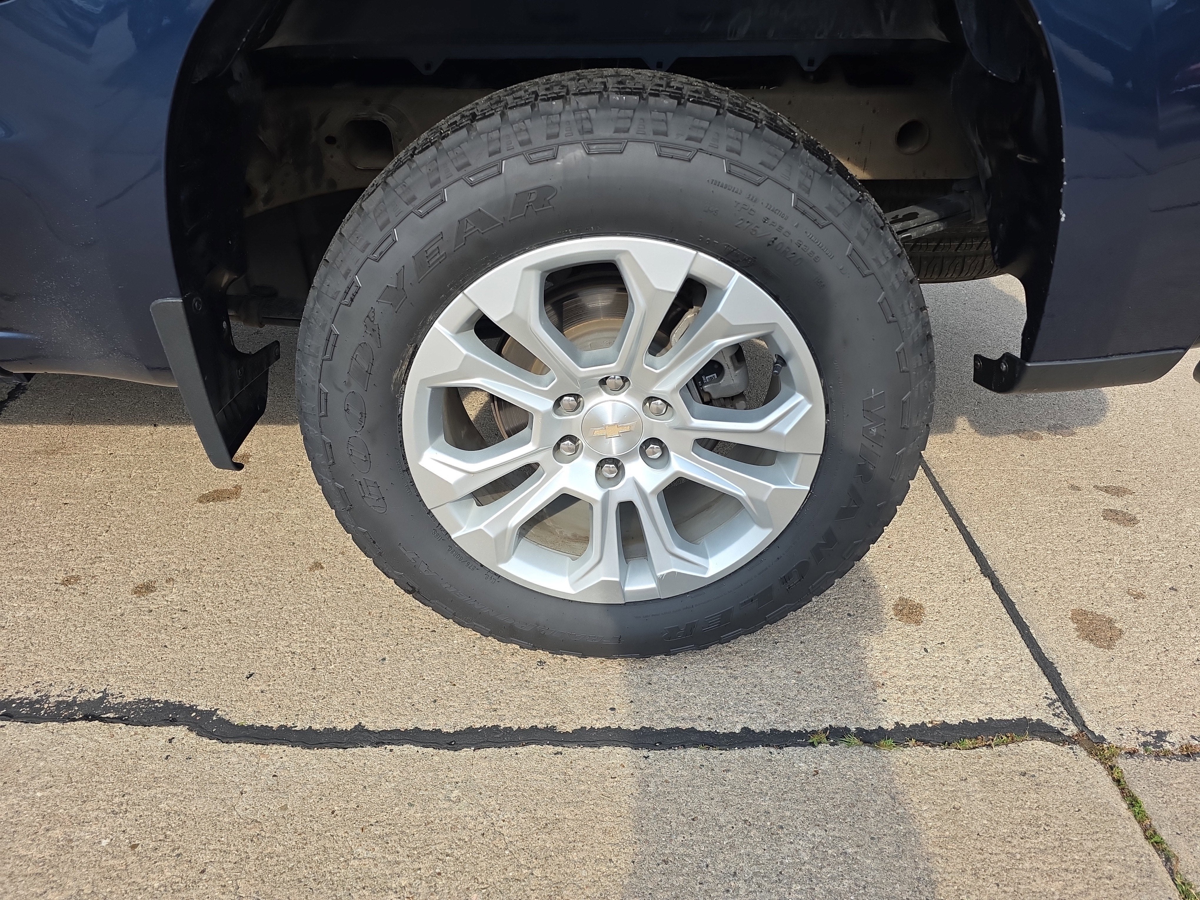 2022 Chevrolet Silverado 1500 LT (2FL)