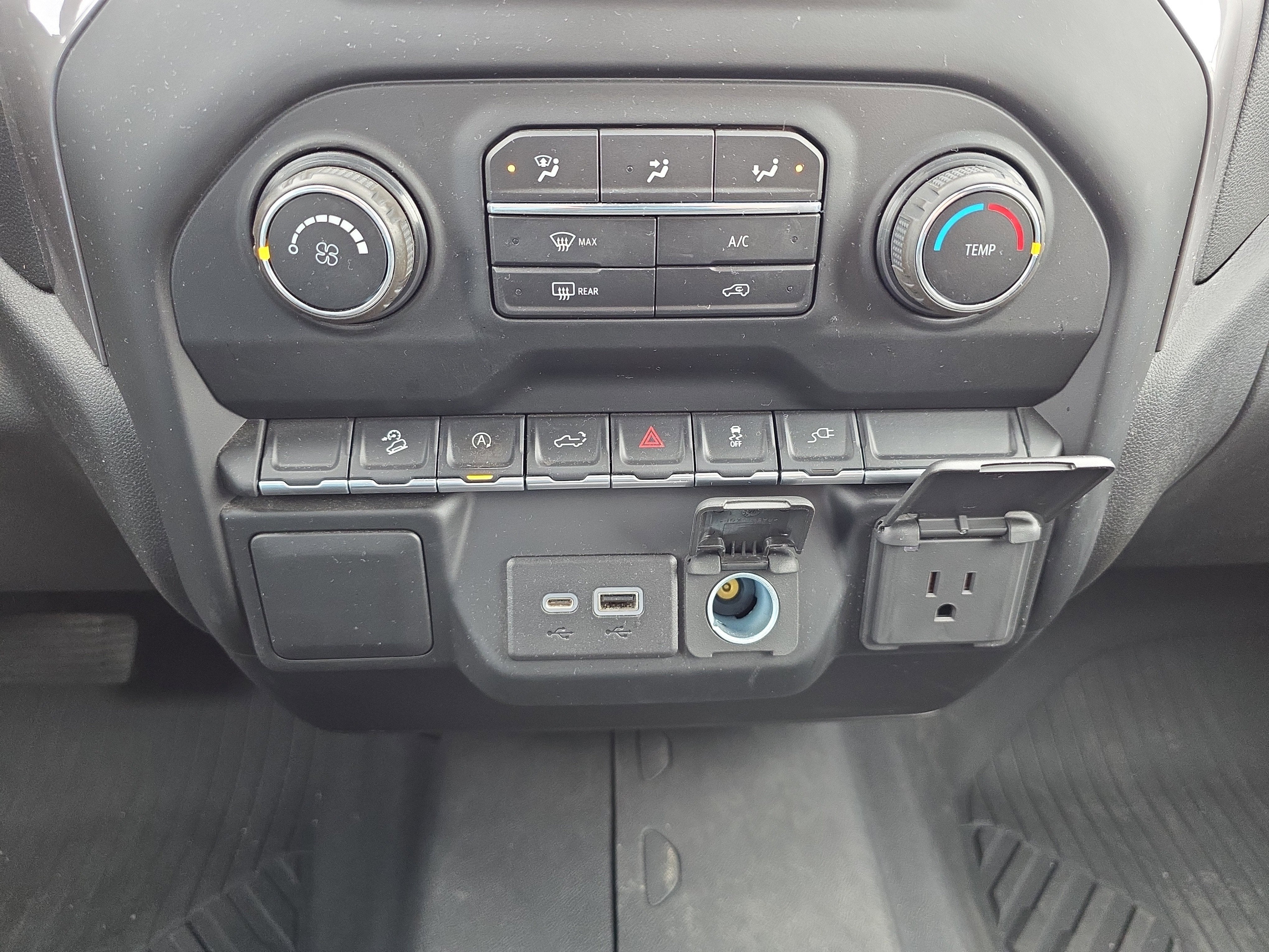 2022 Chevrolet Silverado 1500 LTD Custom Trail Boss