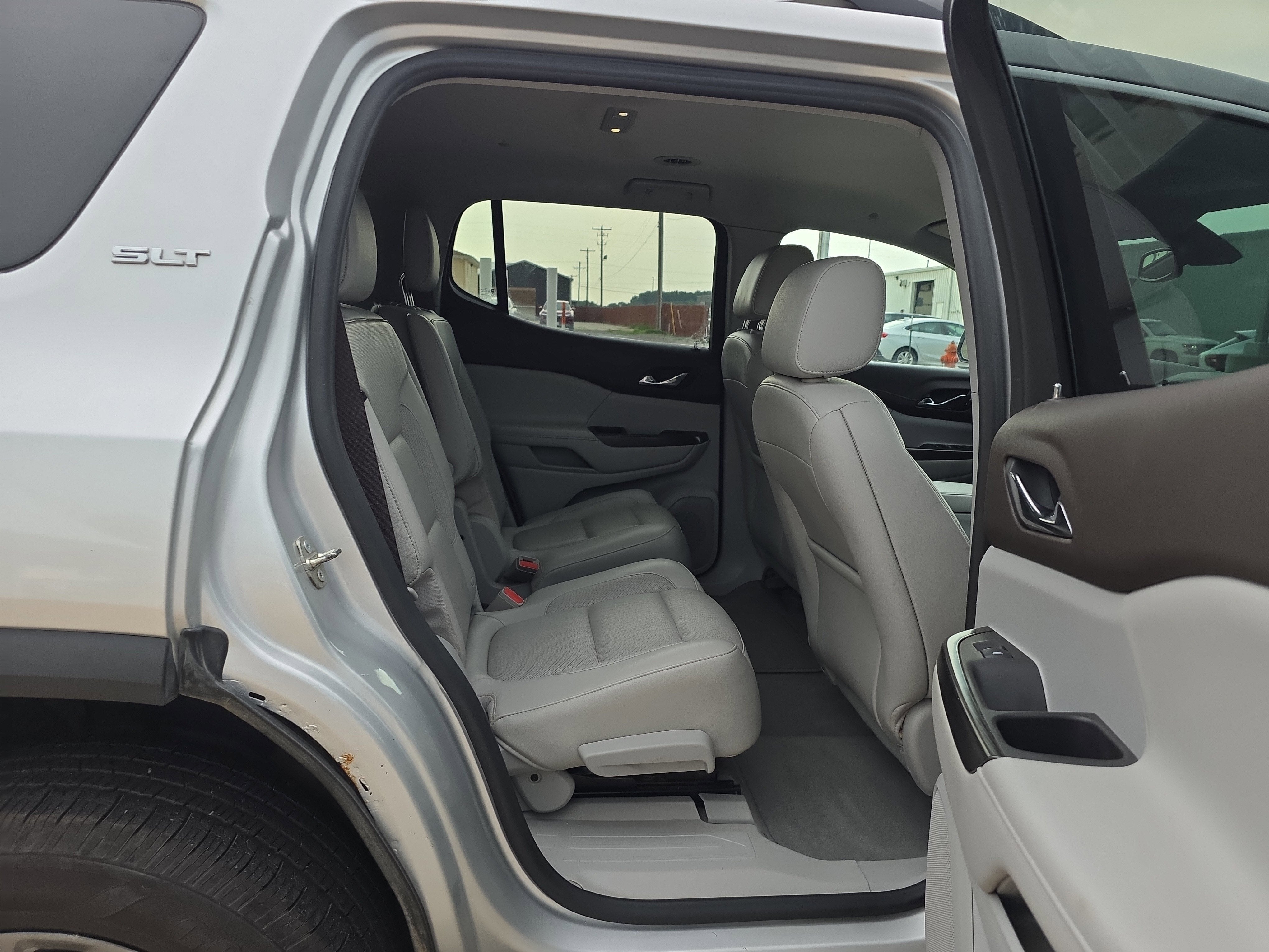2019 GMC Acadia SLT