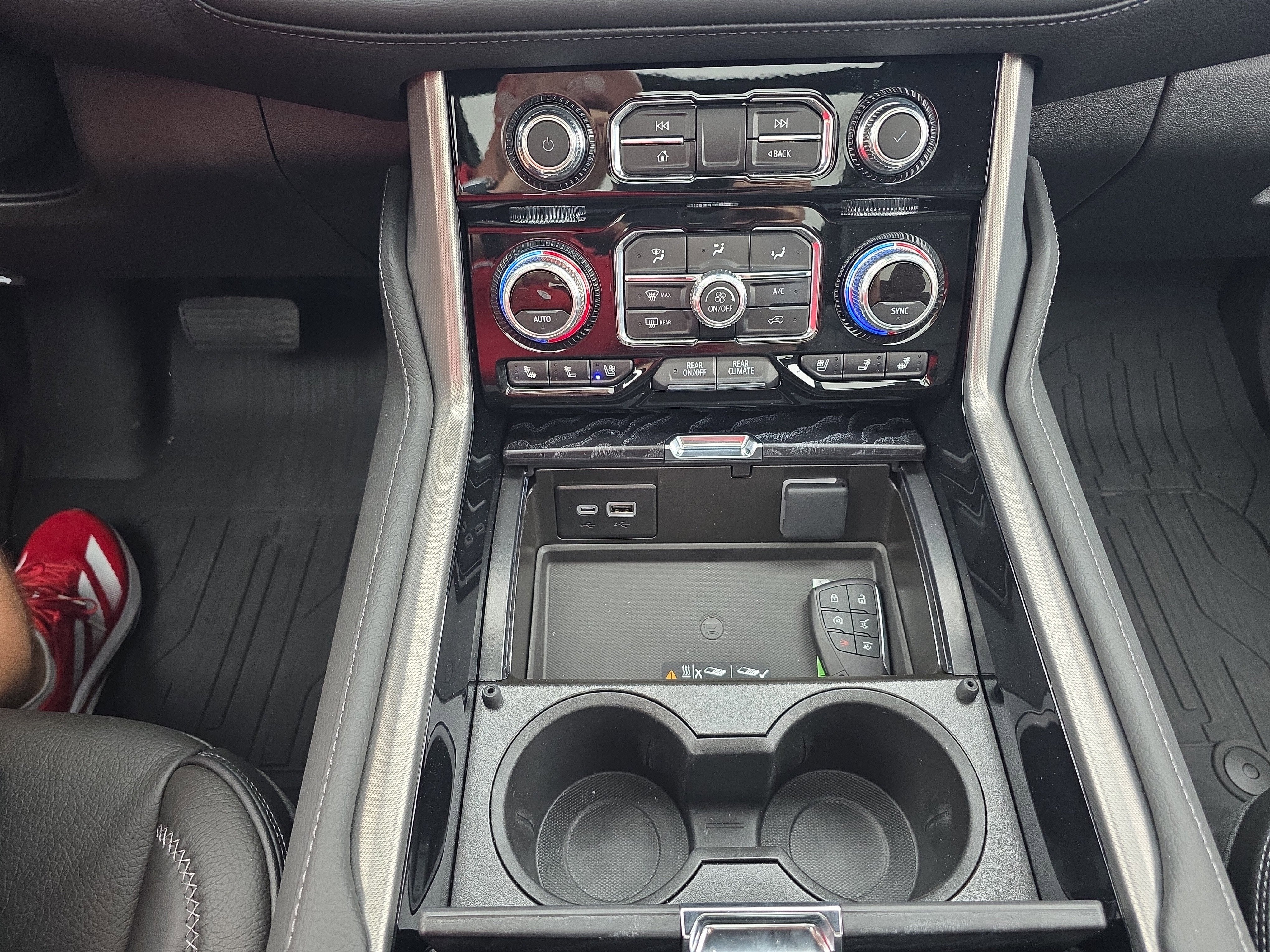 2024 GMC Yukon XL Denali