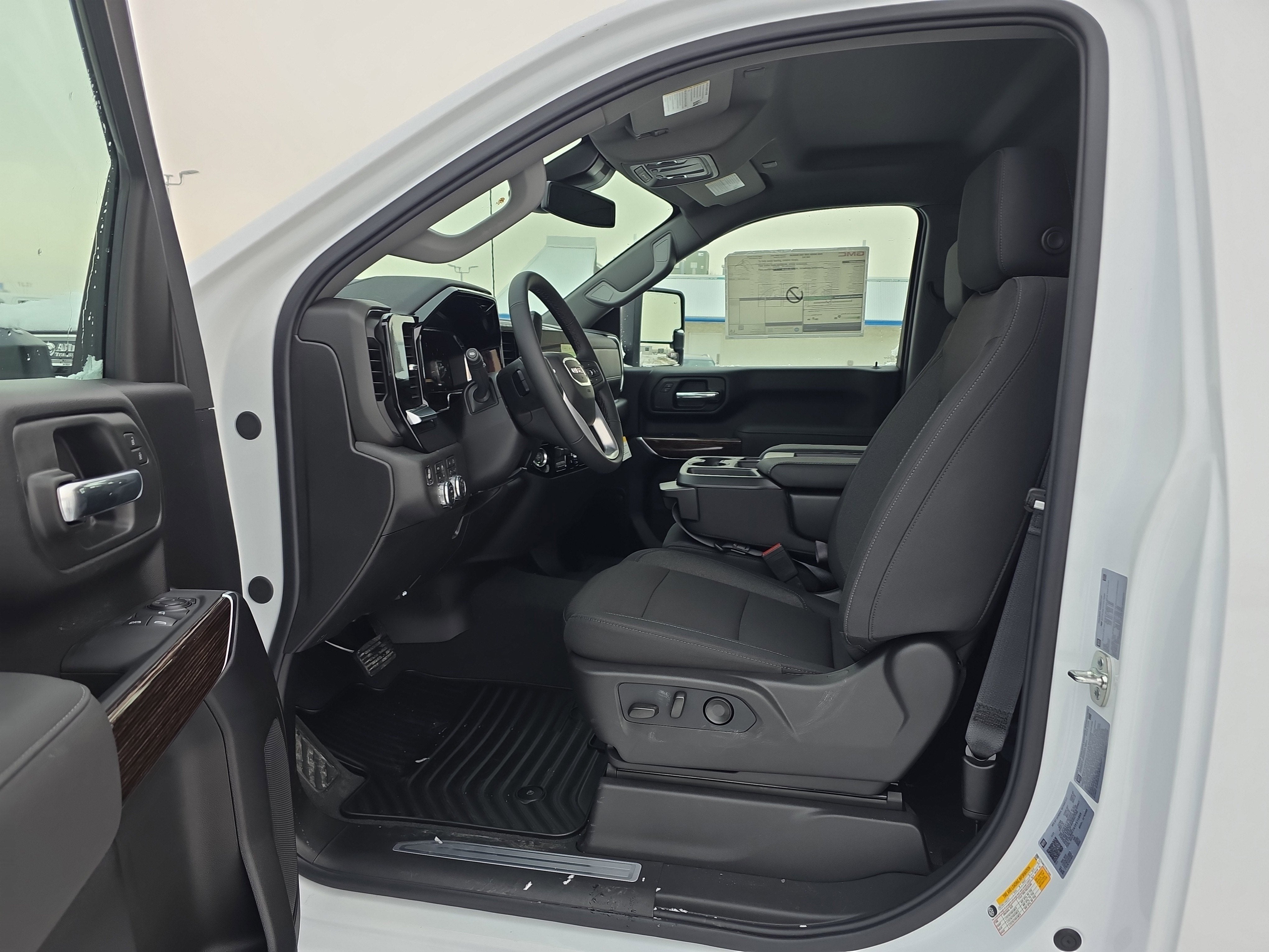 2026 GMC Sierra 2500 HD SLE