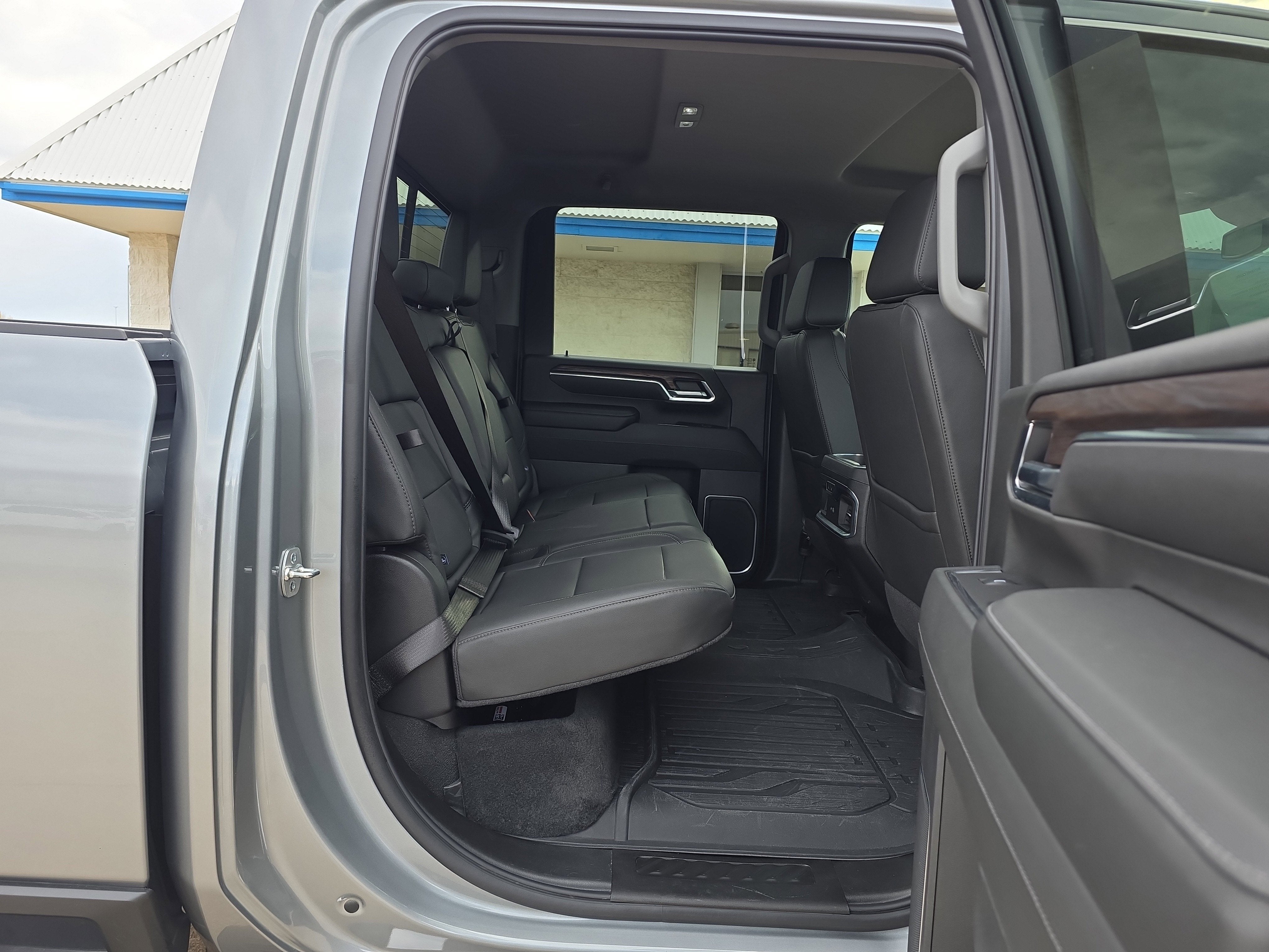 2025 GMC Sierra 2500 HD SLT