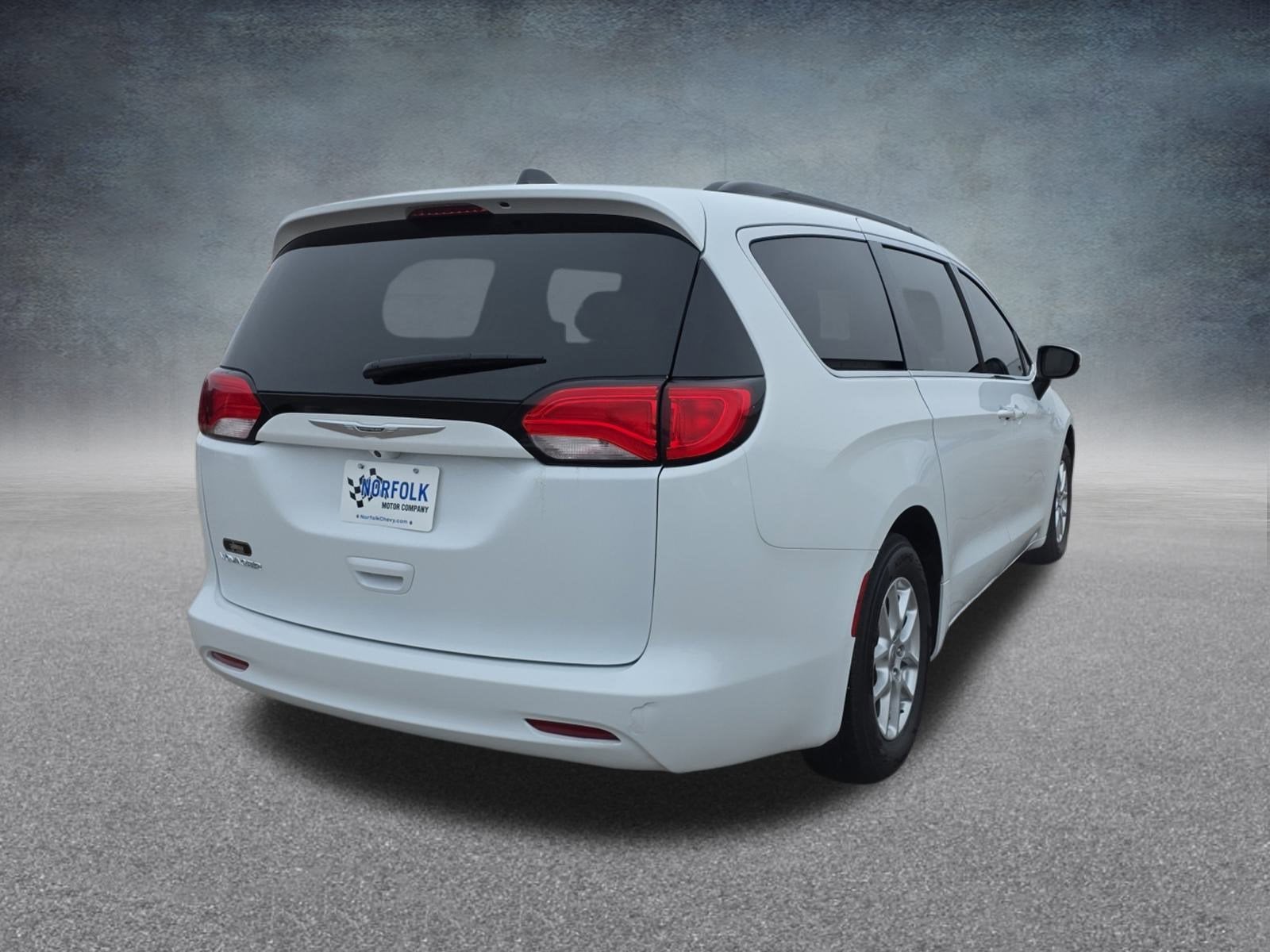 2021 Chrysler Voyager LXI