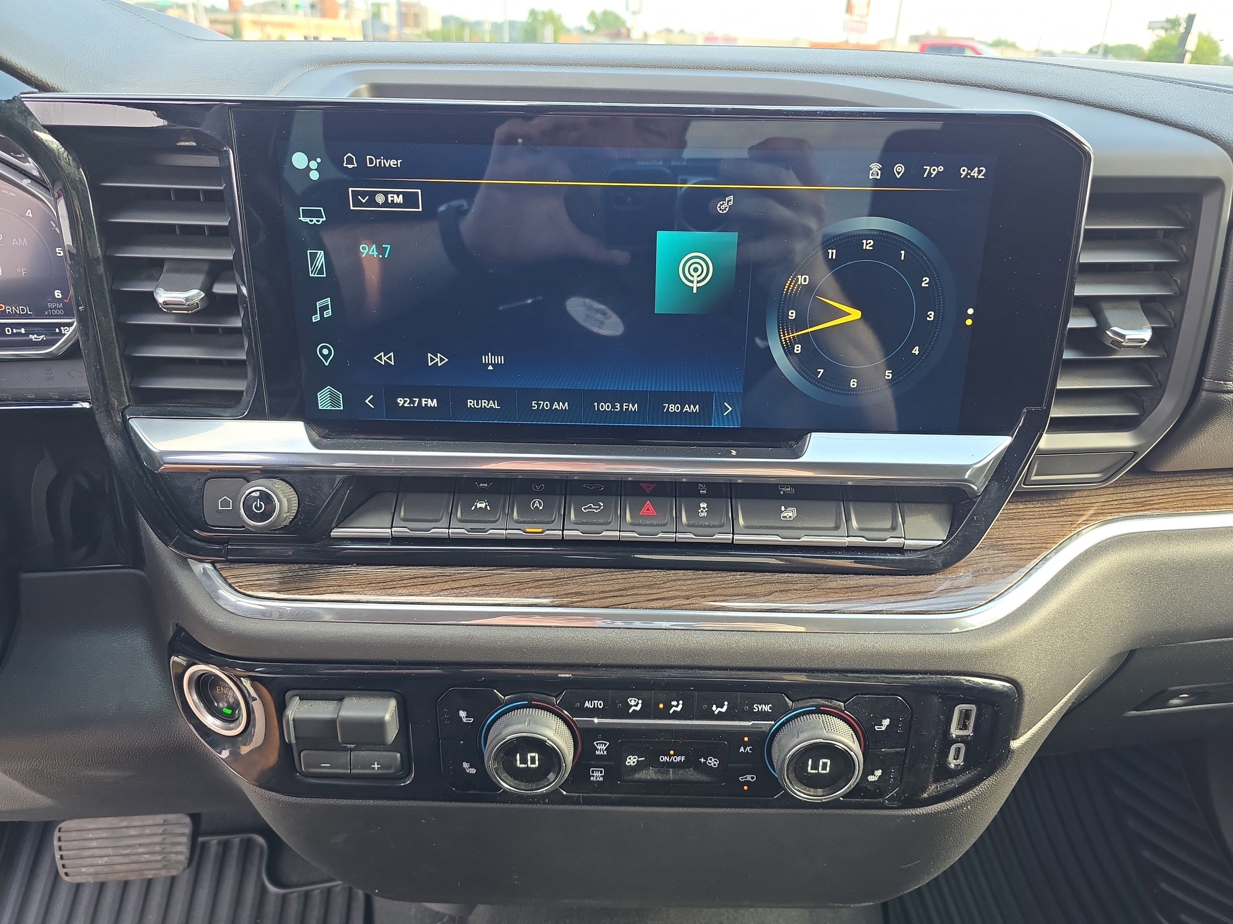 2025 Chevrolet Silverado 1500 LT (2FL)