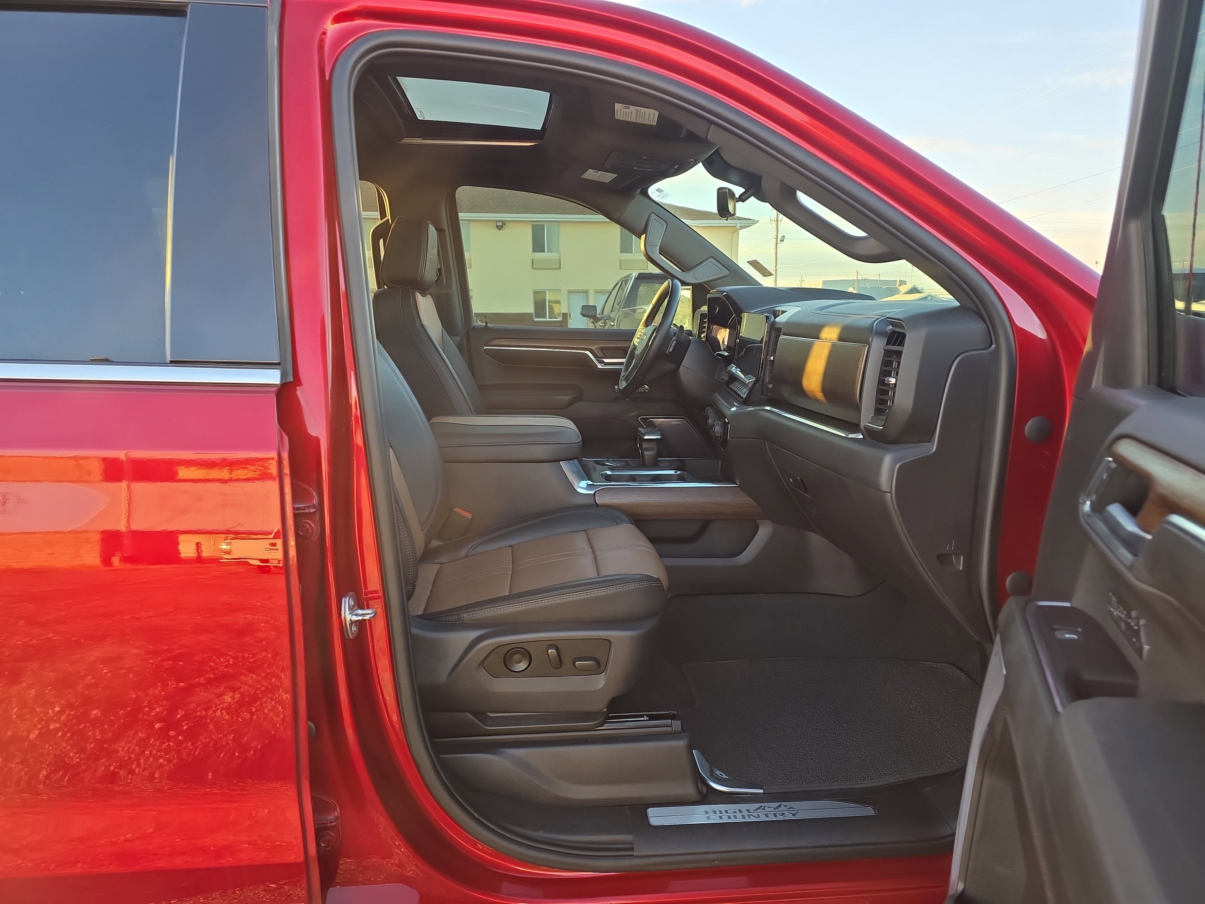 2023 Chevrolet Silverado 1500 High Country