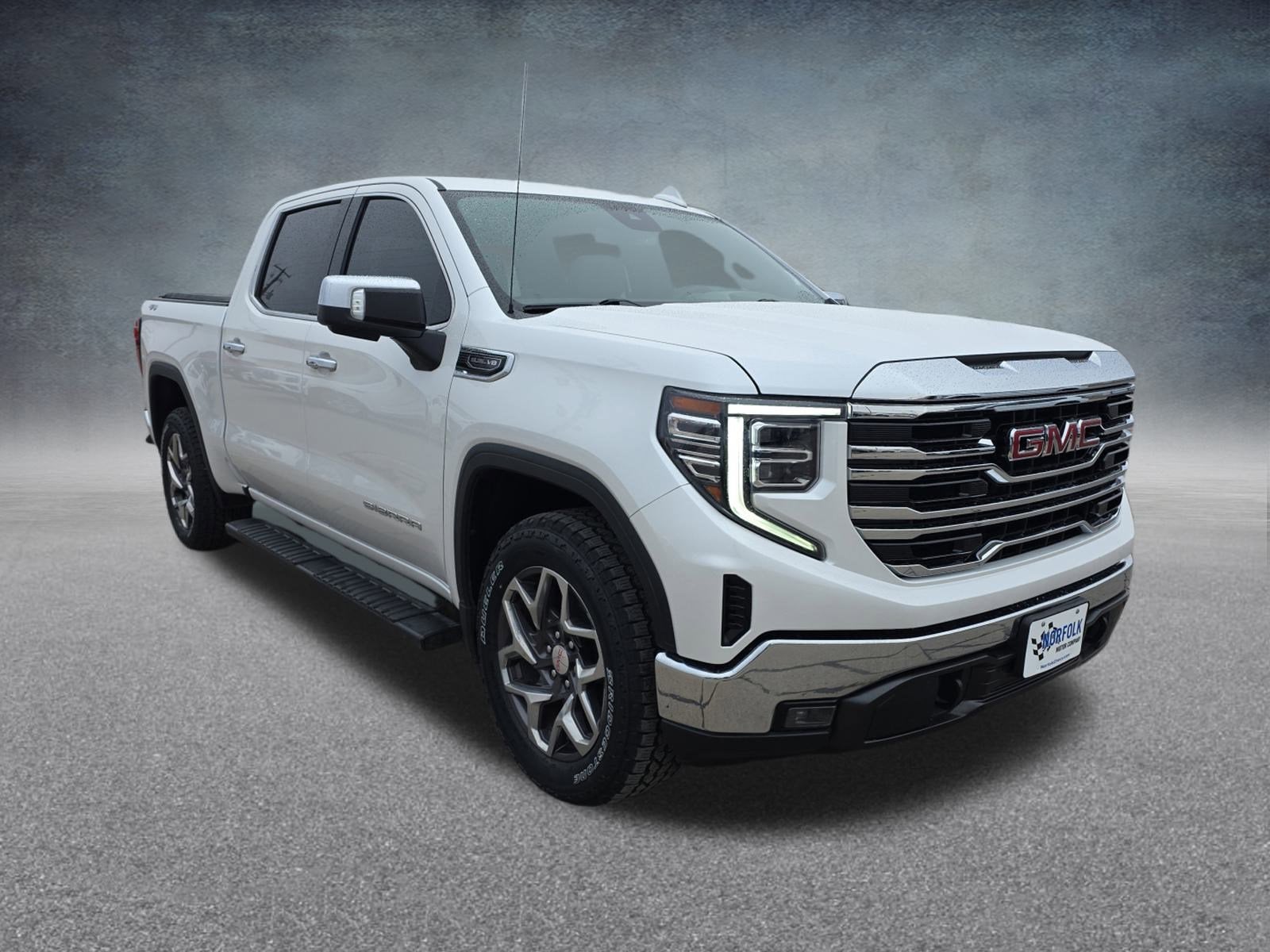 2022 GMC Sierra 1500 SLT