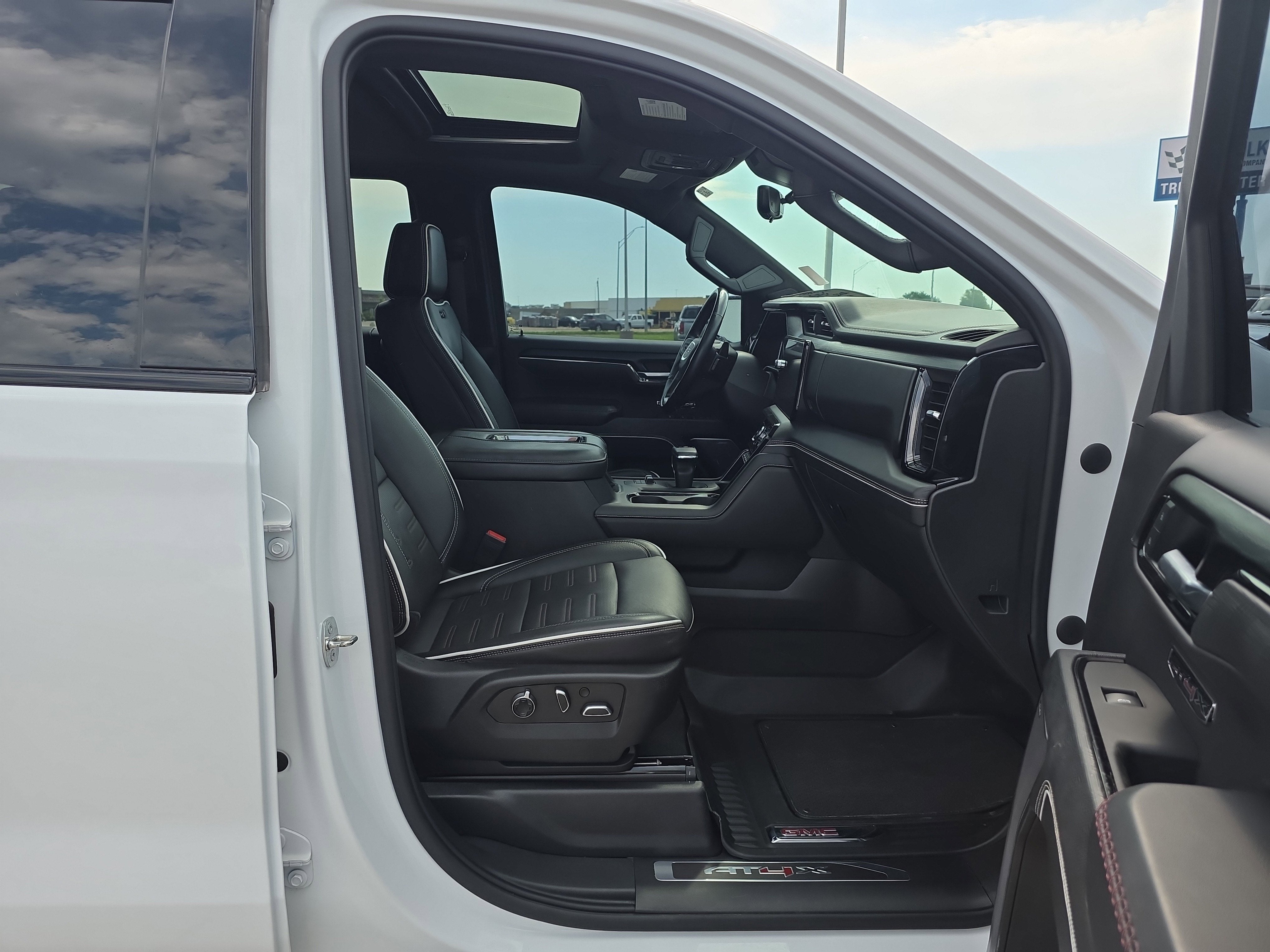 2022 GMC Sierra 1500 AT4X