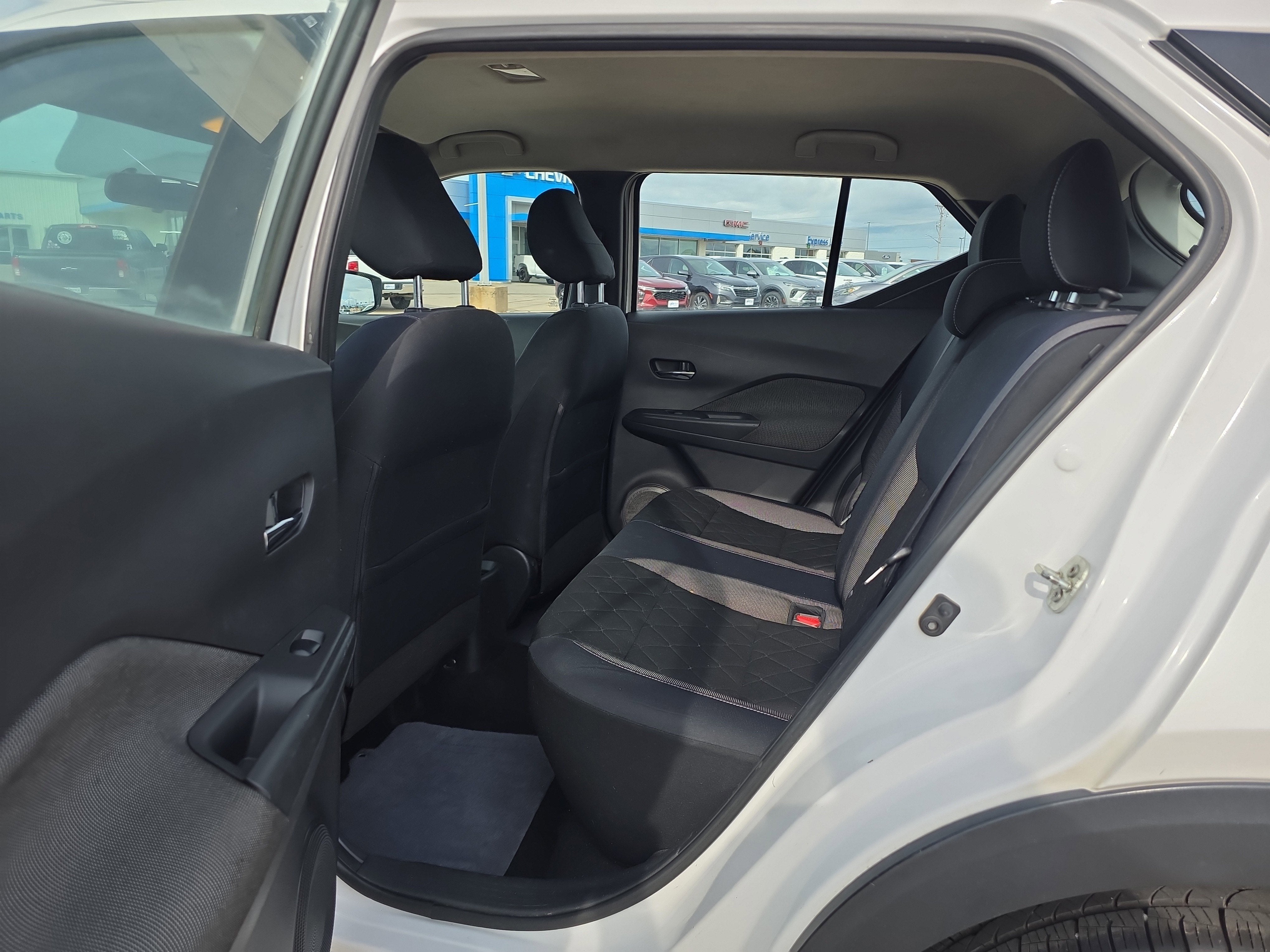 2019 Nissan Kicks SV