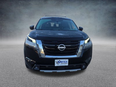 2022 Nissan Pathfinder SL