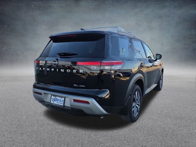 2022 Nissan Pathfinder SL