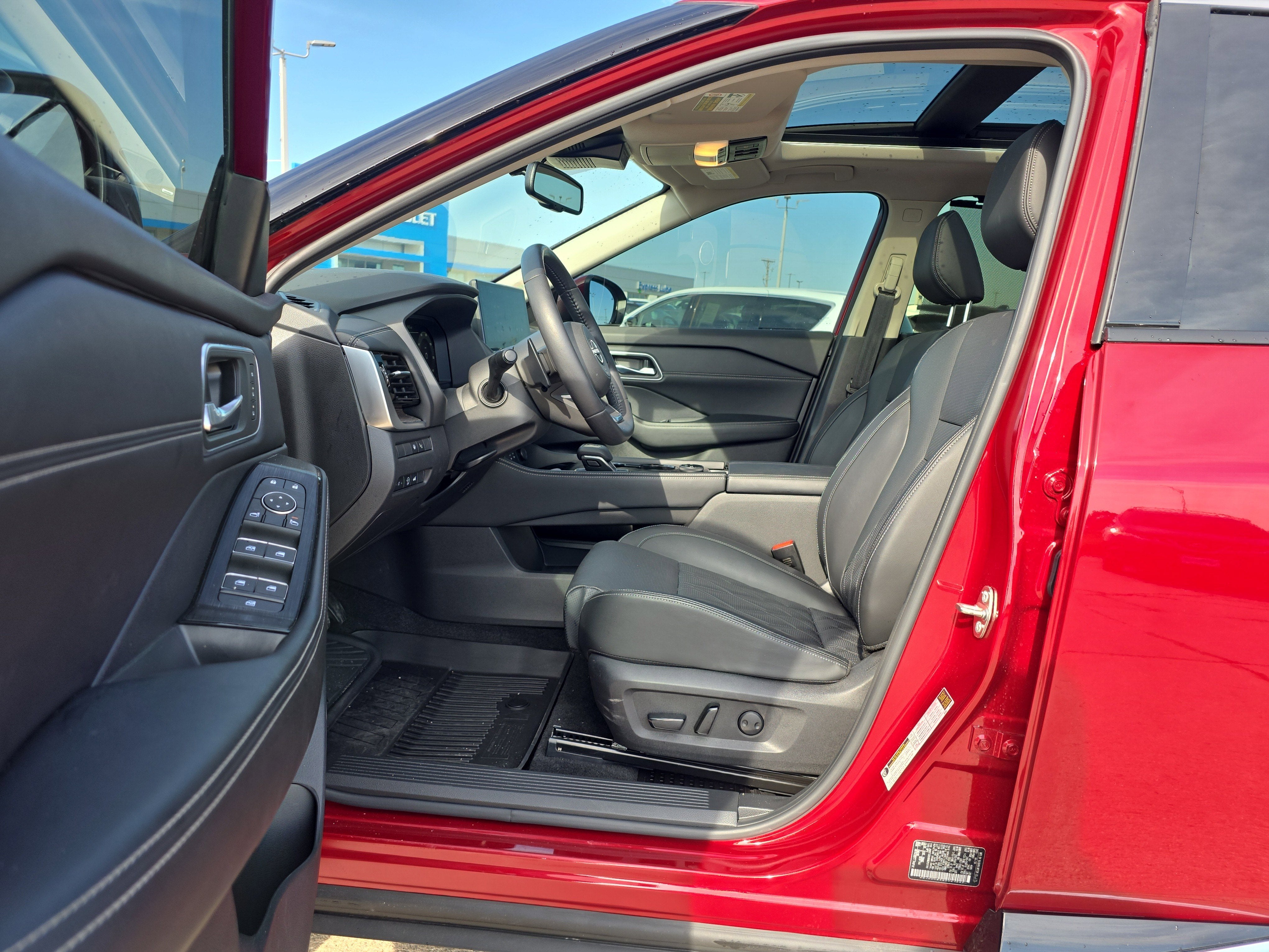 2024 Nissan Rogue Platinum