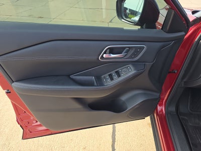 2024 Nissan Rogue Platinum