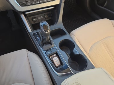 2016 Hyundai Sonata Hybrid SE