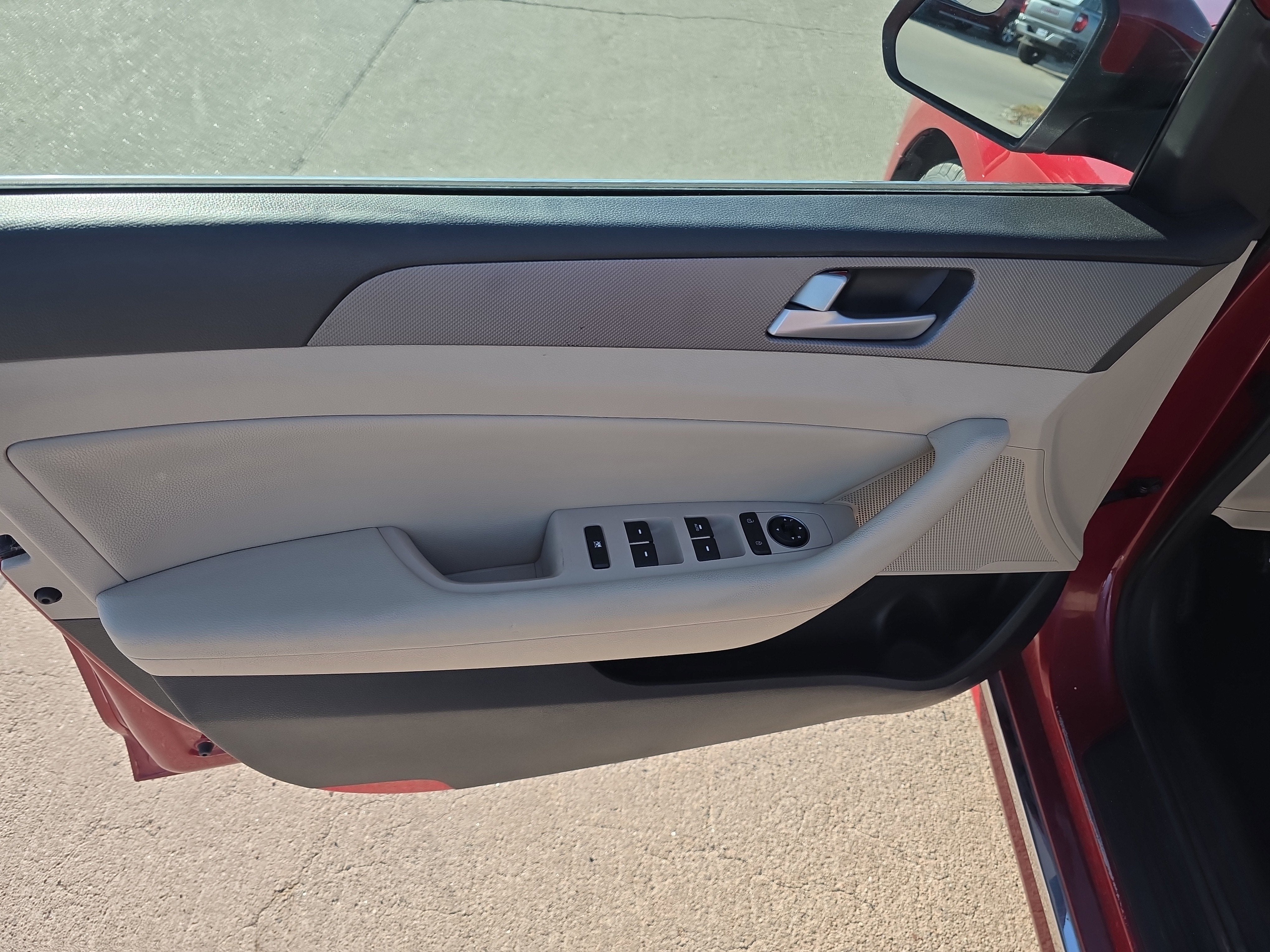 2016 Hyundai Sonata Hybrid SE