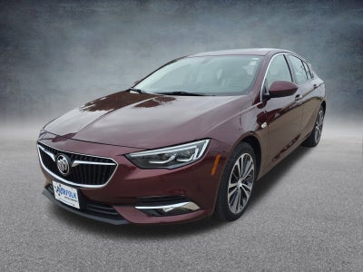 2020 Buick Regal Sportback Essence