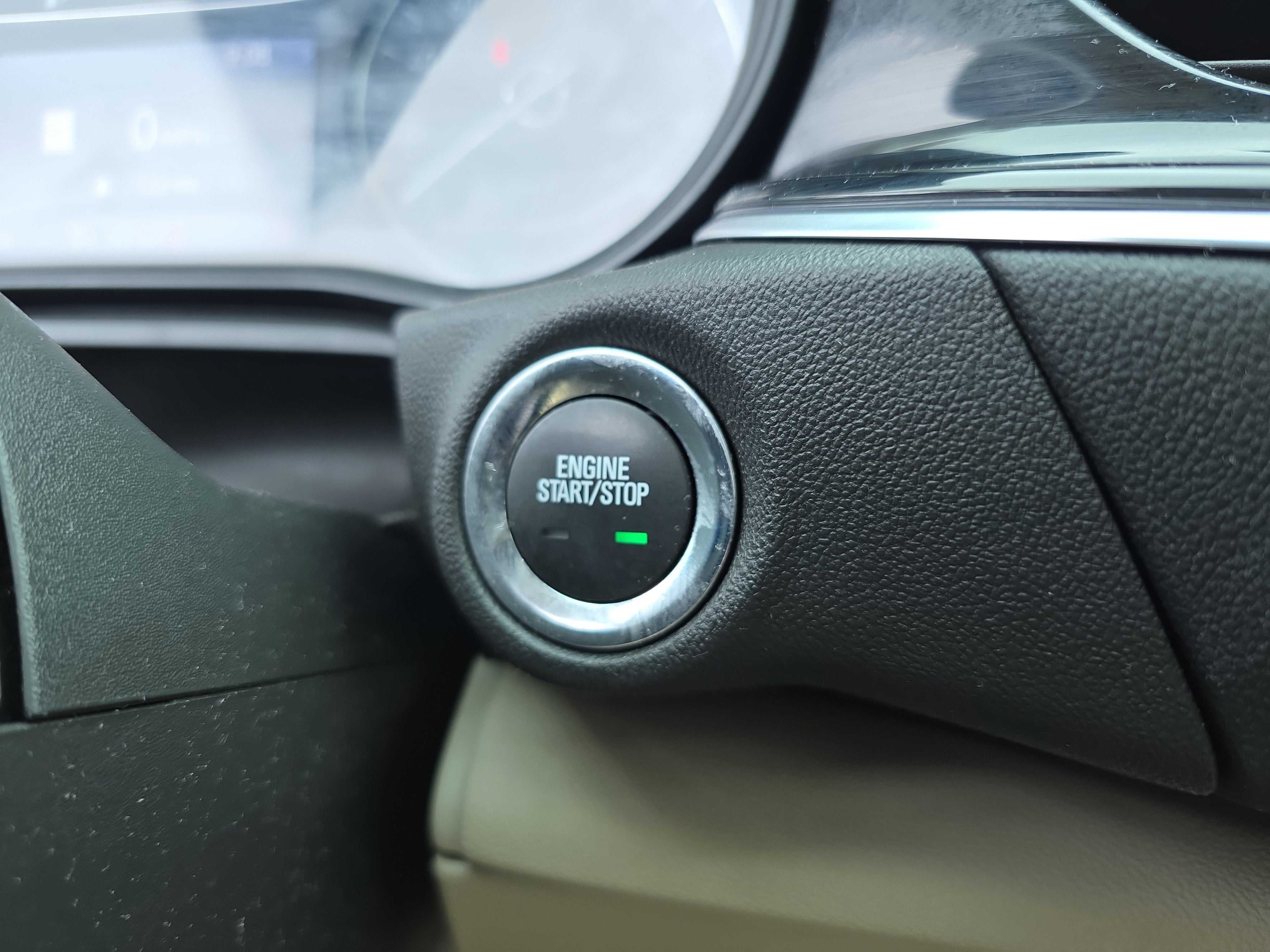 2020 Buick Regal Sportback Essence