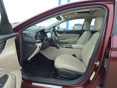 2020 Buick Regal Sportback Essence