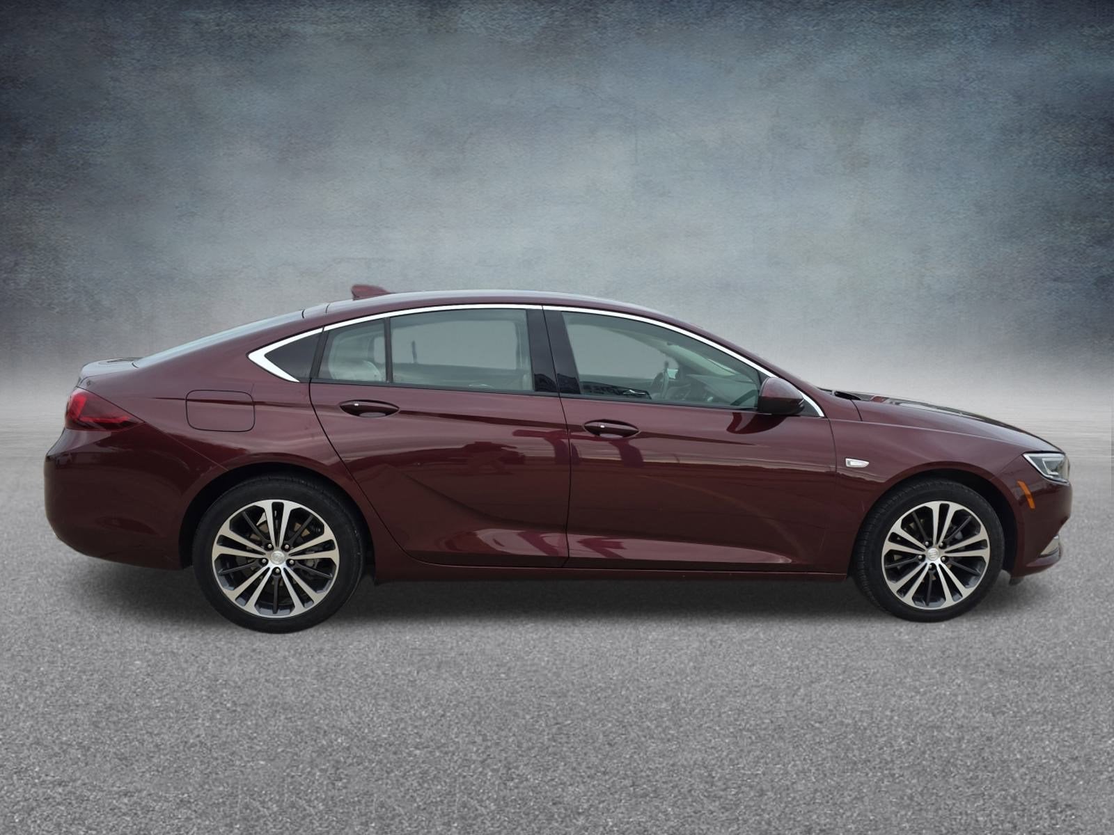 2020 Buick Regal Sportback Essence