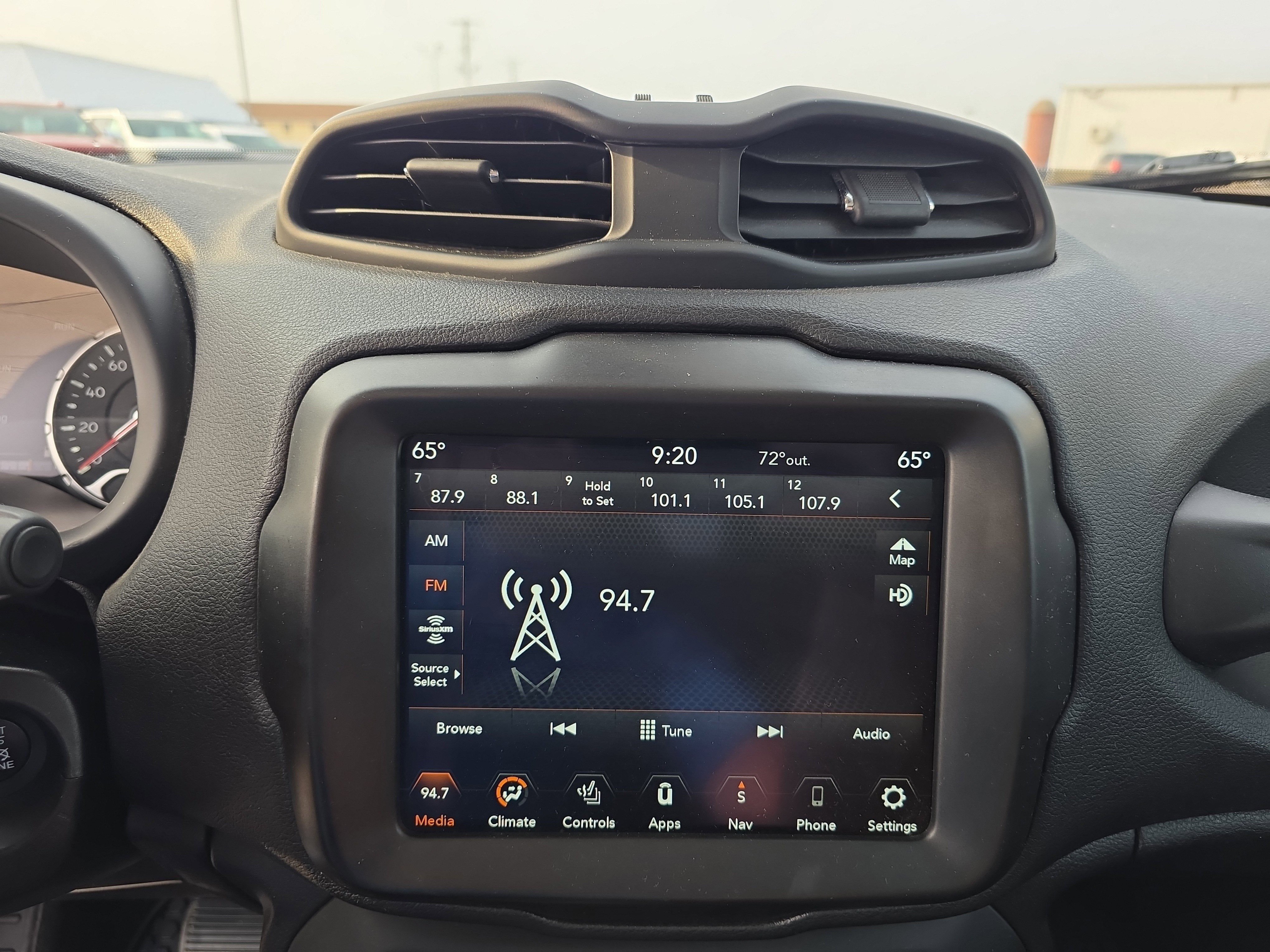 2022 Jeep Renegade Trailhawk