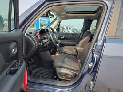 2022 Jeep Renegade Trailhawk