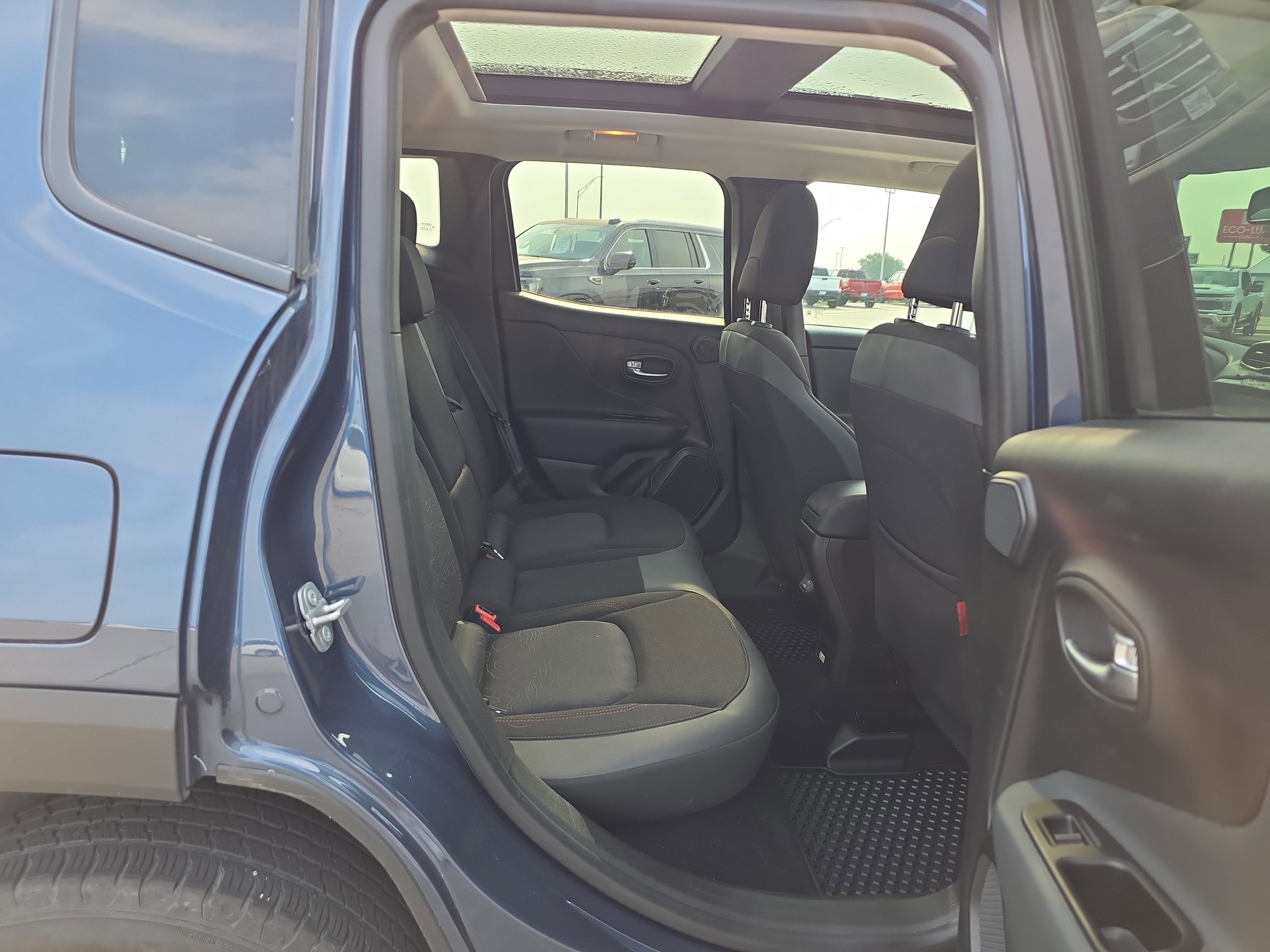 2022 Jeep Renegade Trailhawk