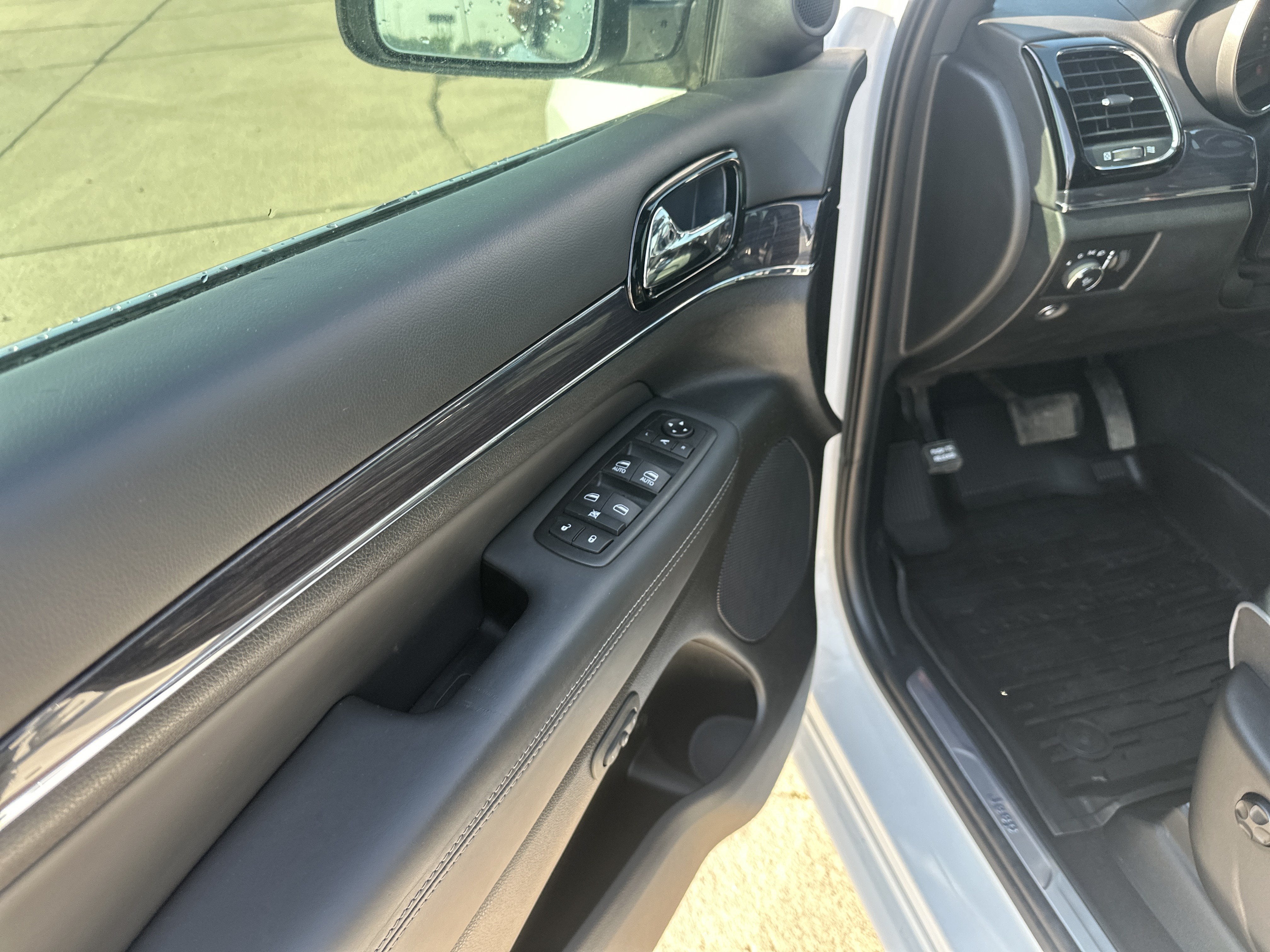 2020 Jeep Grand Cherokee Overland 4x4