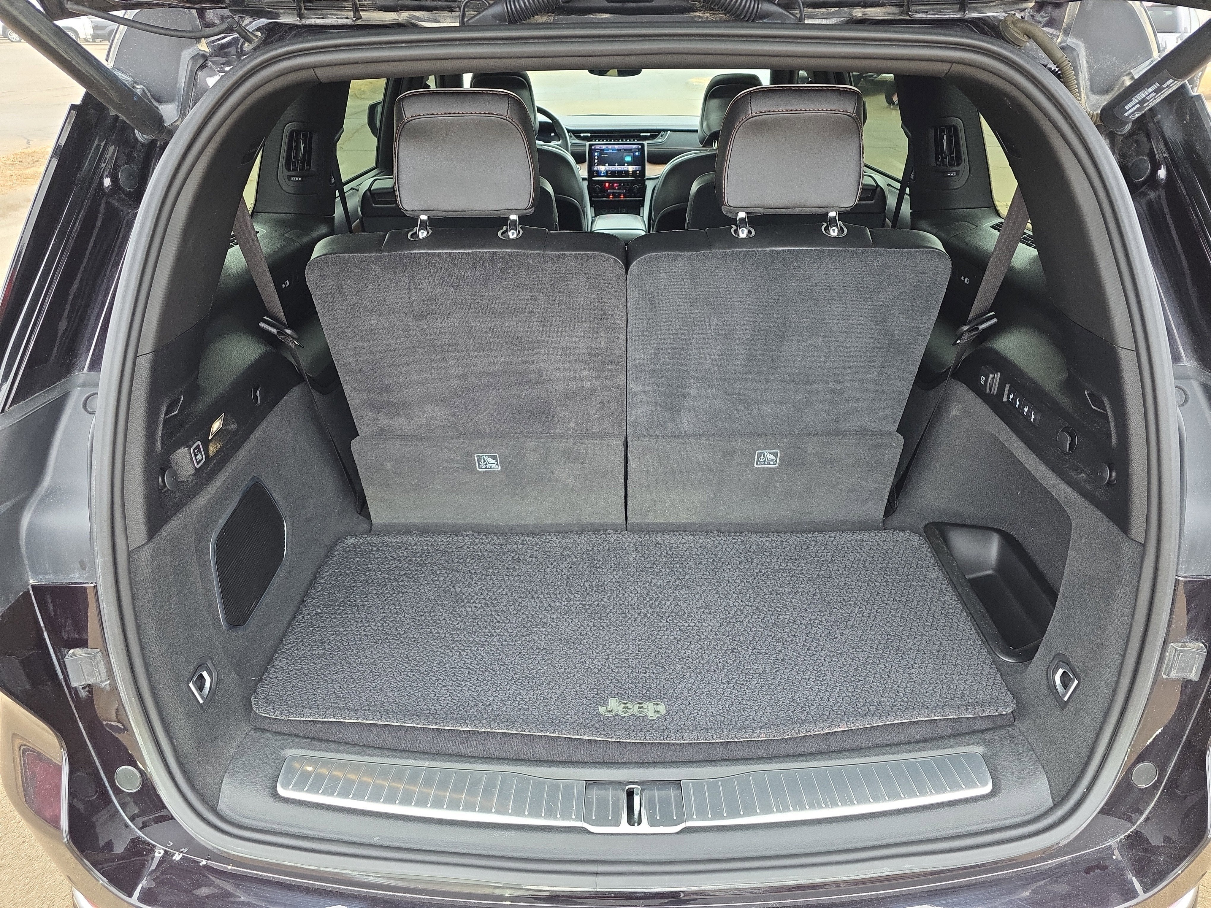 2023 Jeep Grand Cherokee L Summit 4x4