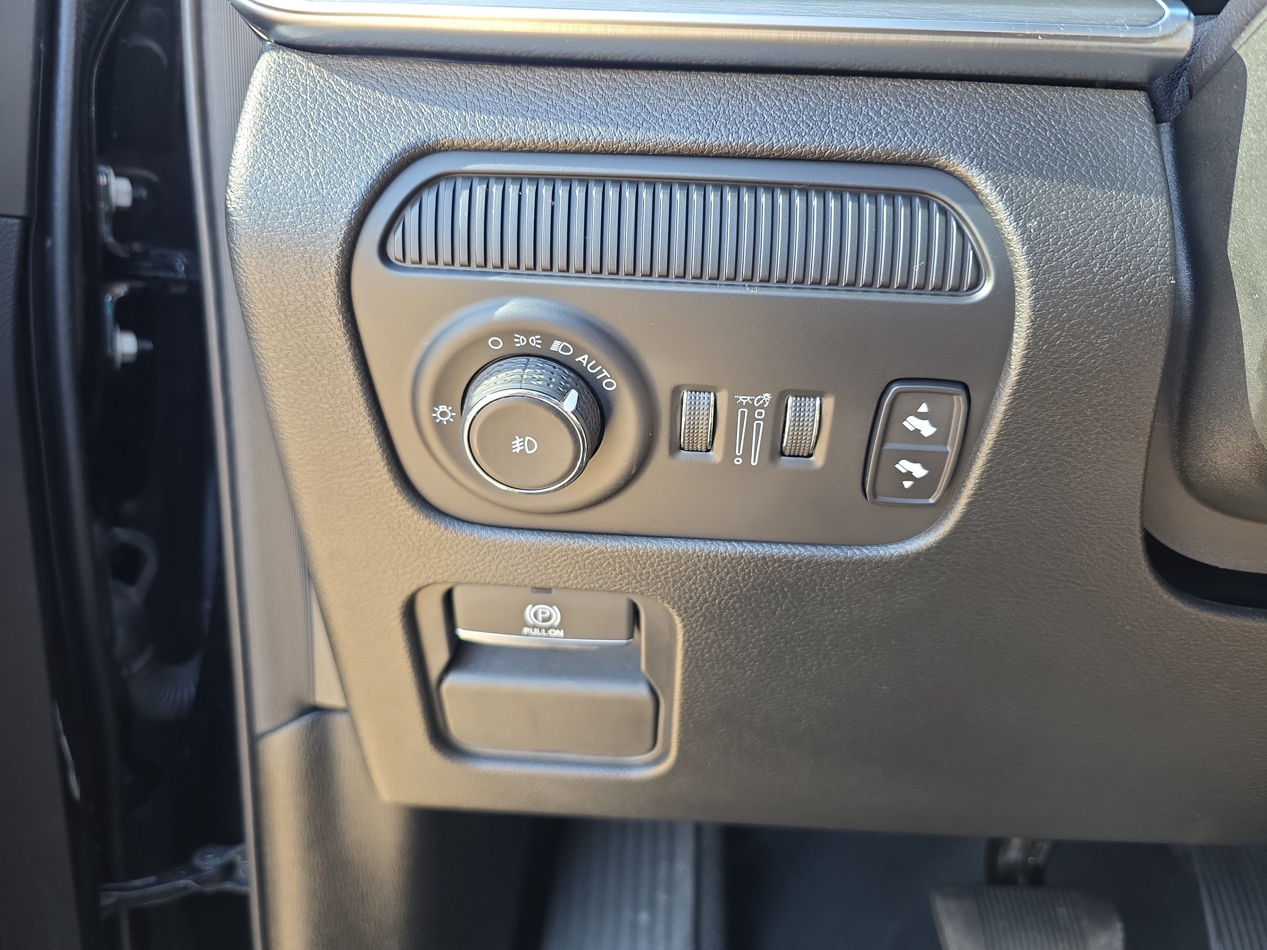 2023 Jeep Wagoneer Series II Carbide 4x4
