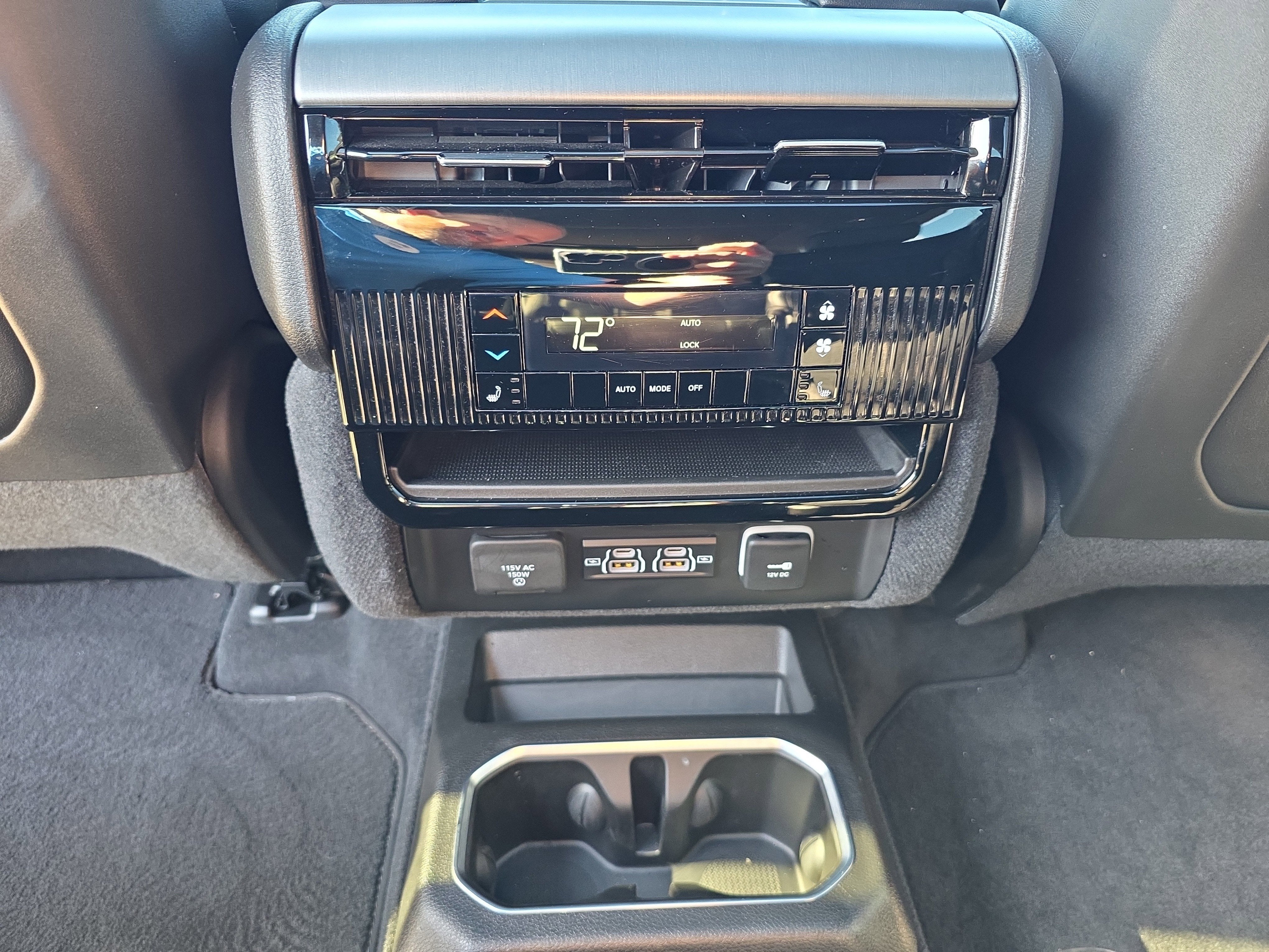 2023 Jeep Wagoneer Series II Carbide 4x4
