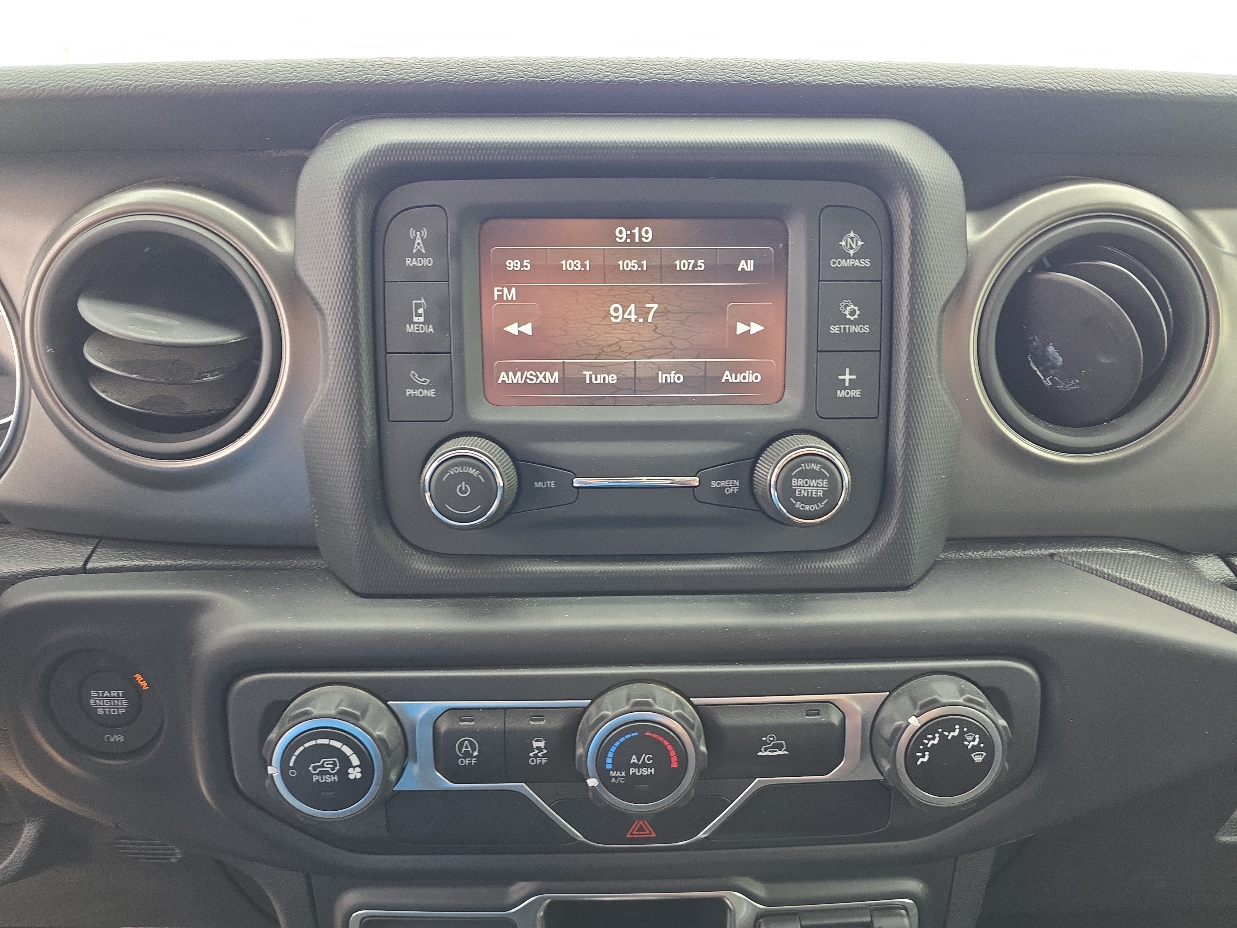 2021 Jeep Gladiator Sport 4x4
