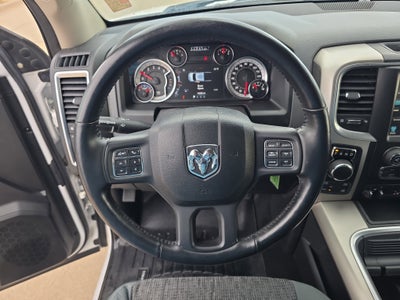 2017 RAM 1500 Big Horn Crew Cab 4x4 5'7" Box