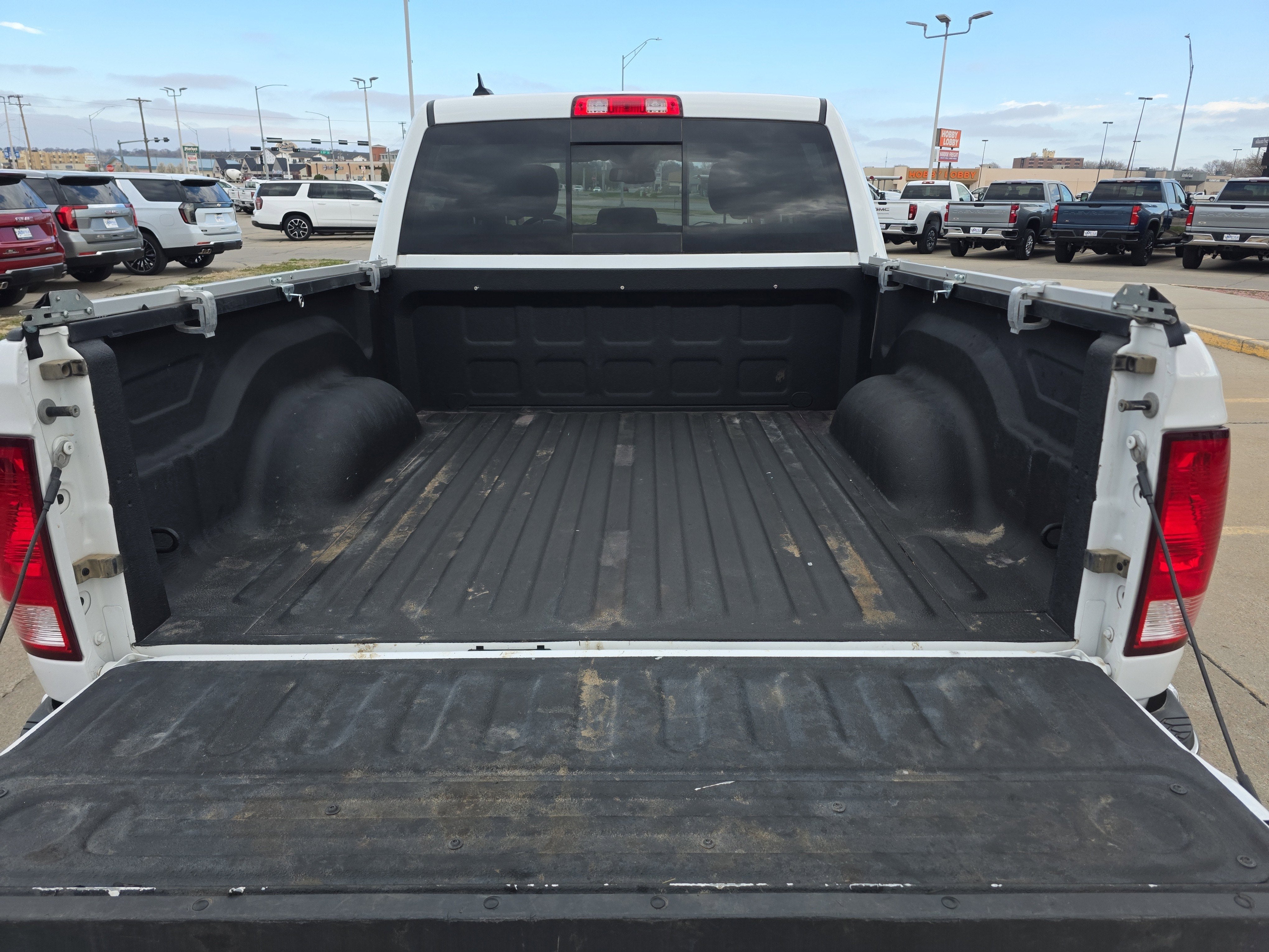 2017 RAM 1500 Big Horn Crew Cab 4x4 5'7" Box