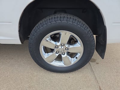 2017 RAM 1500 Big Horn Crew Cab 4x4 5'7" Box