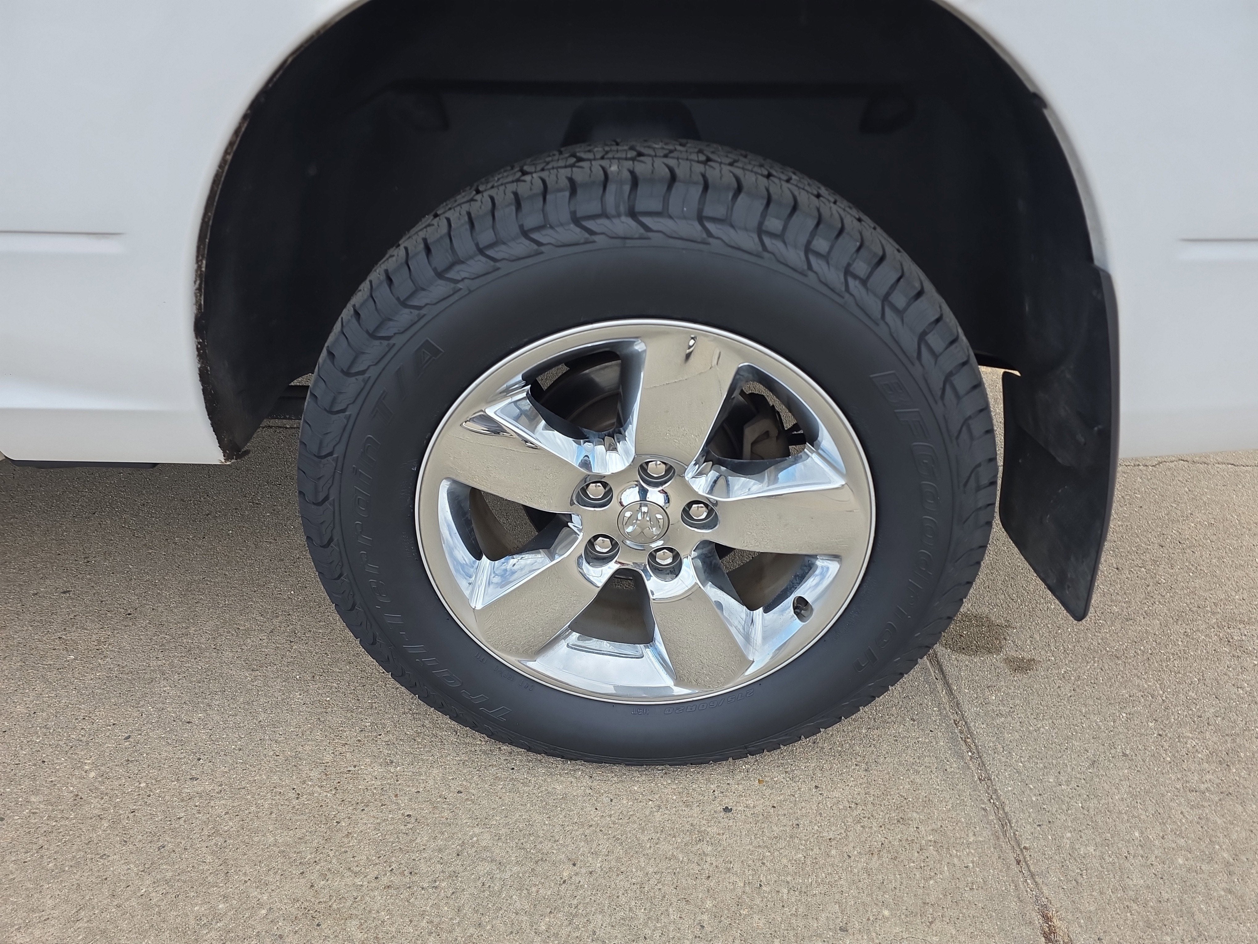 2017 RAM 1500 Big Horn Crew Cab 4x4 5'7" Box