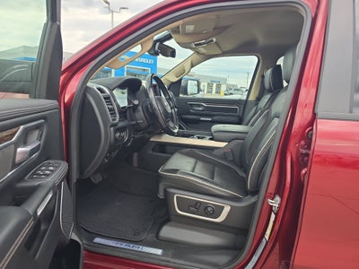 2020 RAM 1500 Laramie Crew Cab 4x4 5'7" Box