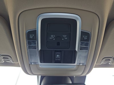 2021 RAM 1500 Laramie Crew Cab 4x4 5'7" Box