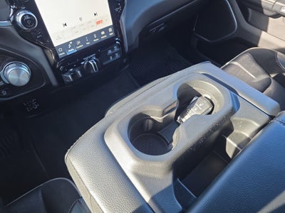 2023 RAM 1500 Laramie Crew Cab 4x4 6'4" Box