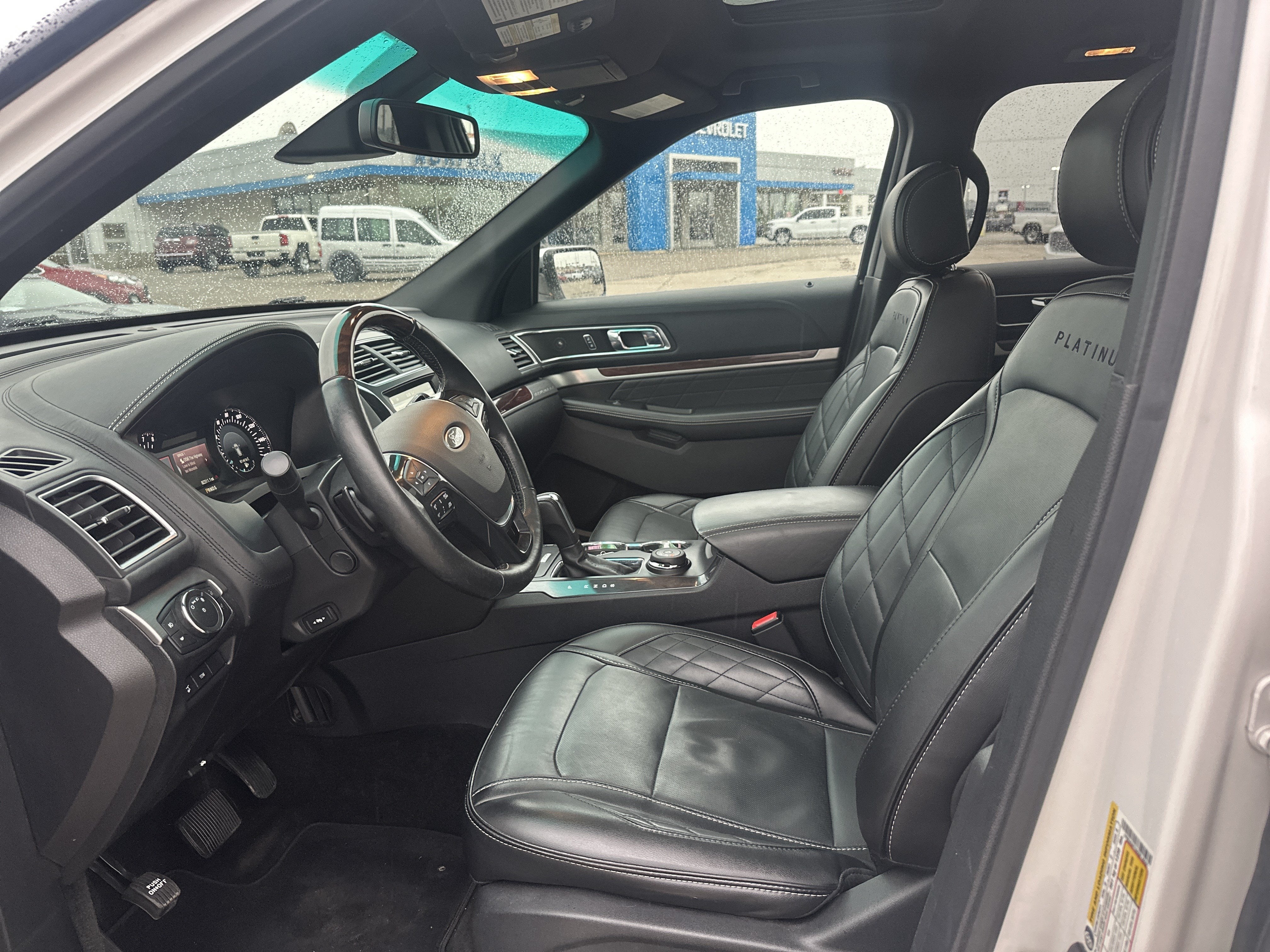 2017 Ford Explorer Platinum