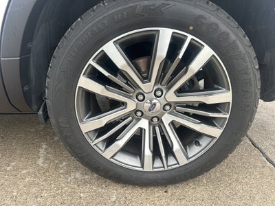2017 Ford Explorer Platinum