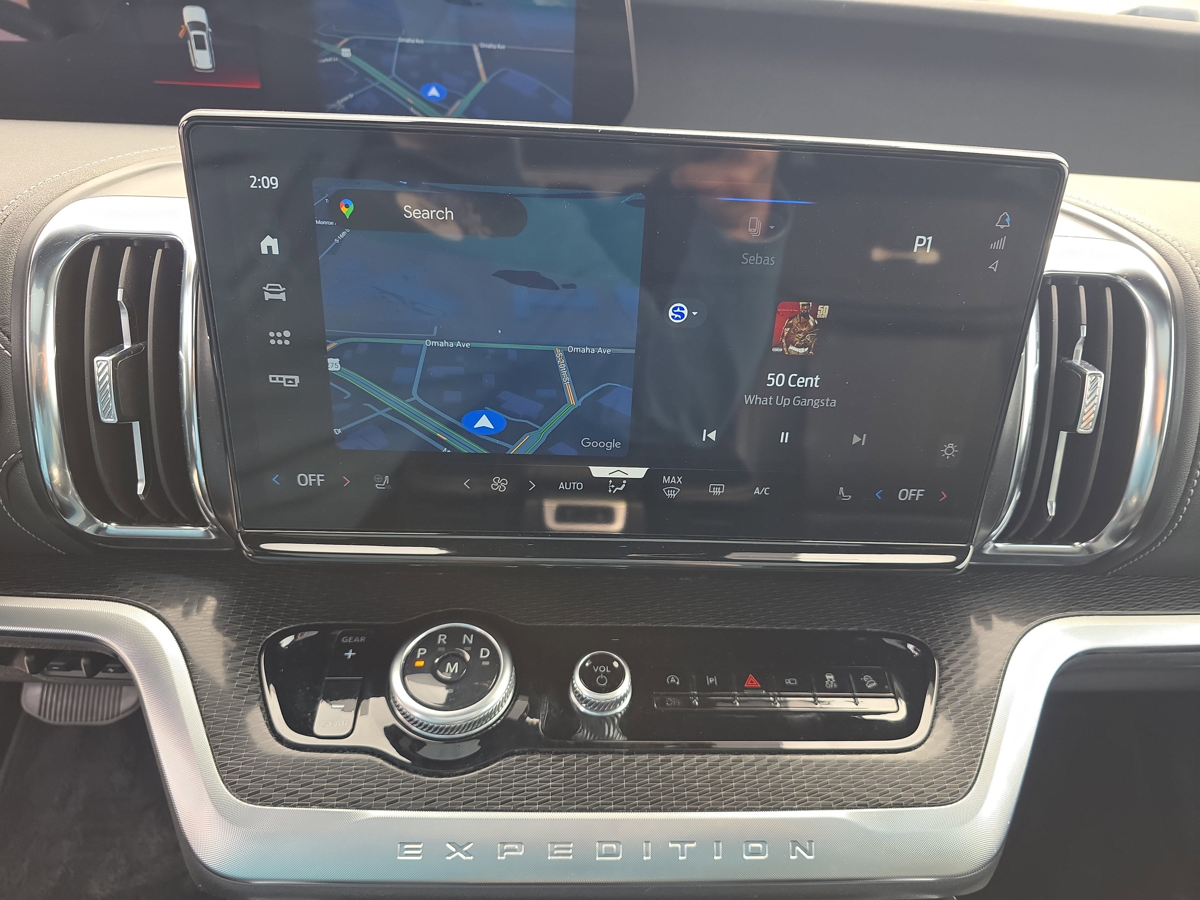 2025 Ford Expedition Platinum