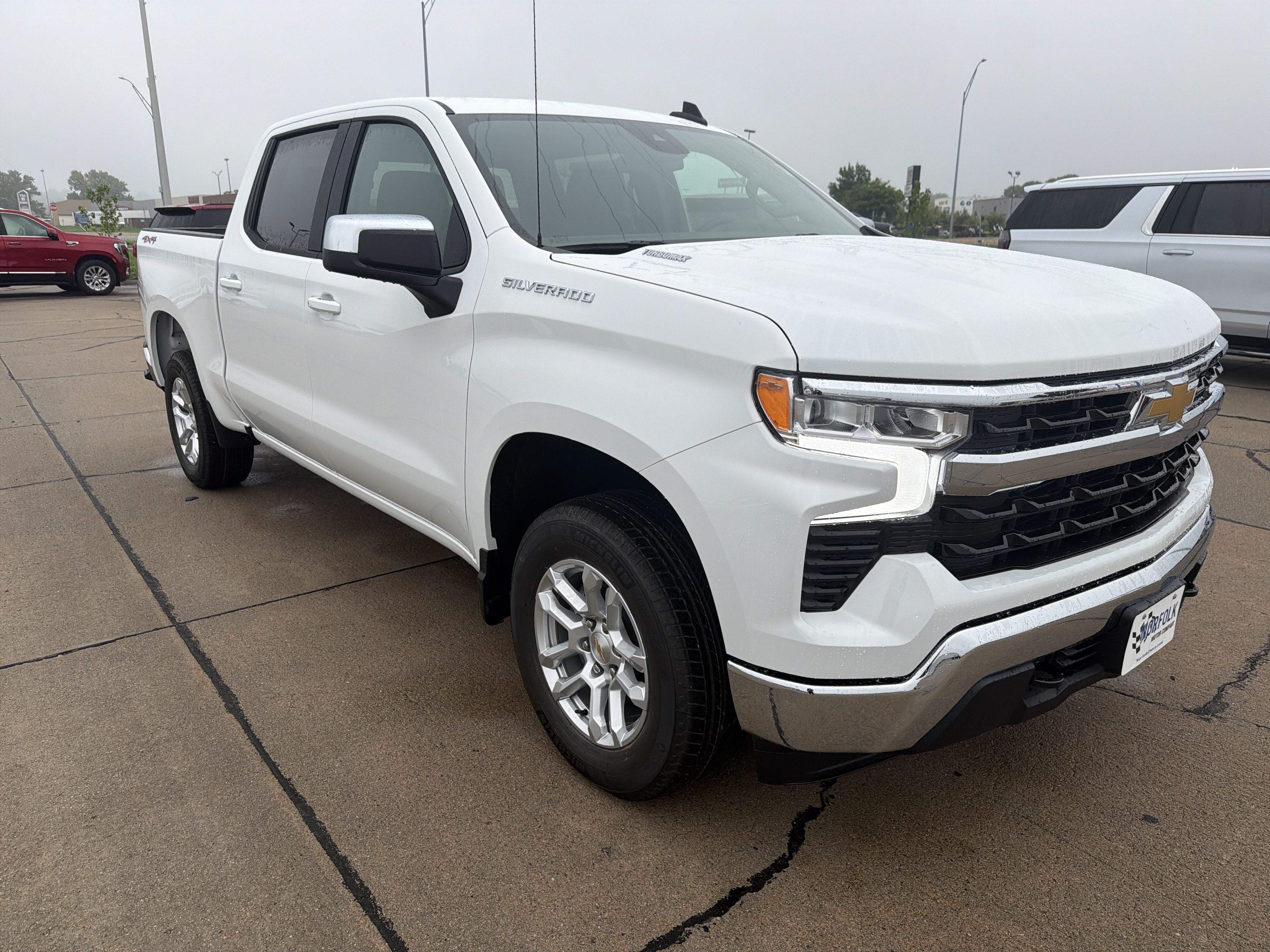 2026 Chevrolet Silverado 1500 LT (2FL)