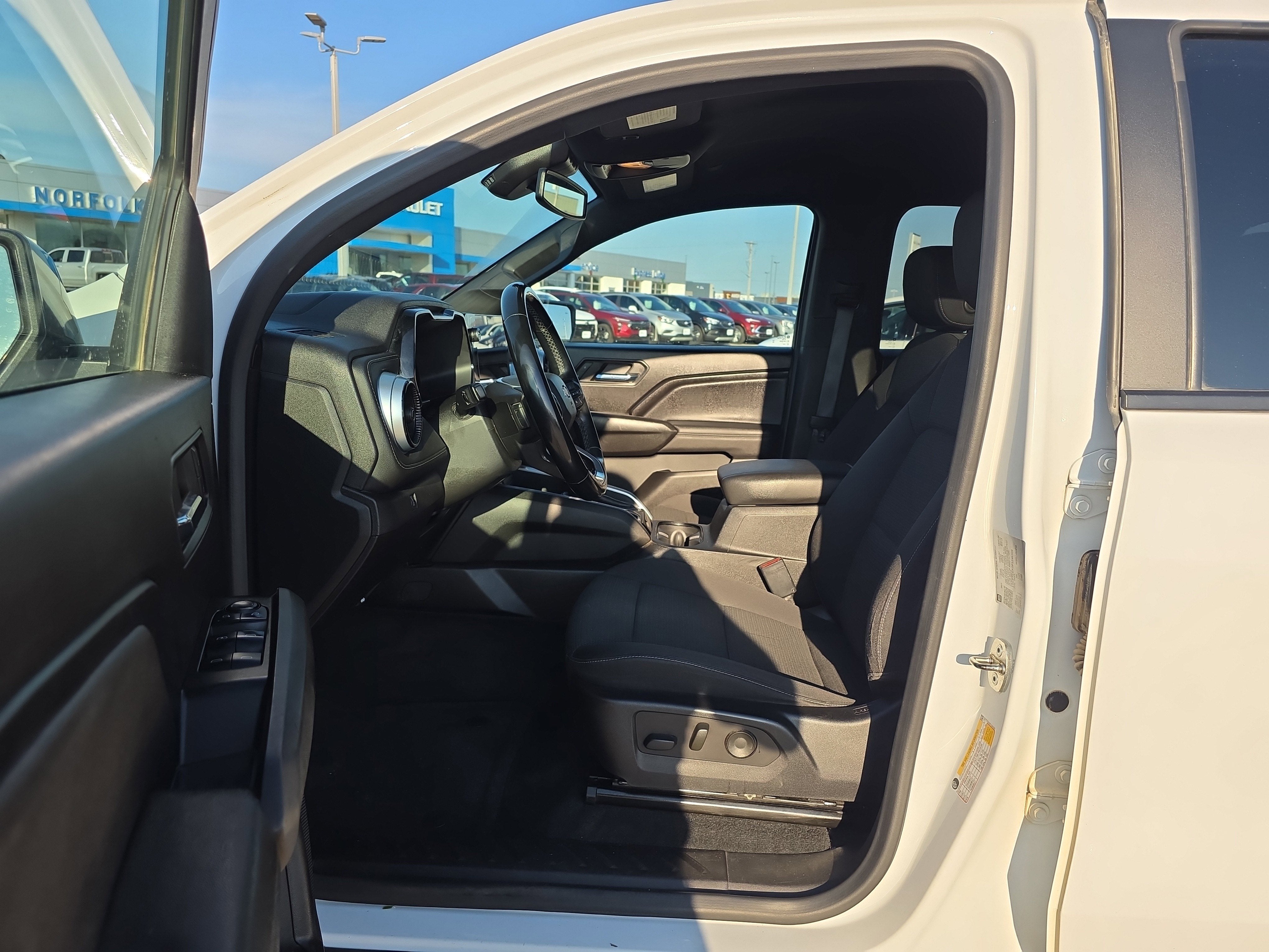 2023 Chevrolet Colorado LT