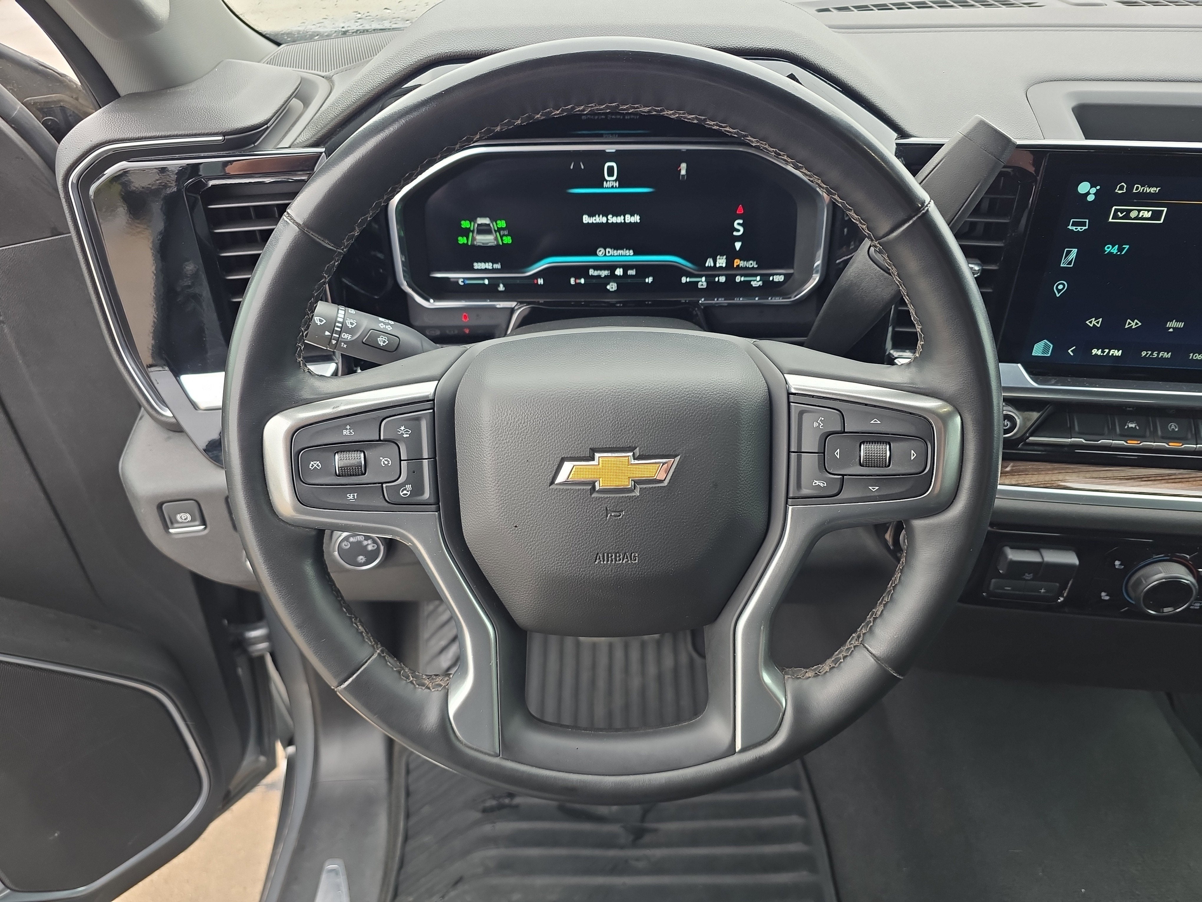 2024 Chevrolet Silverado 1500 LT
