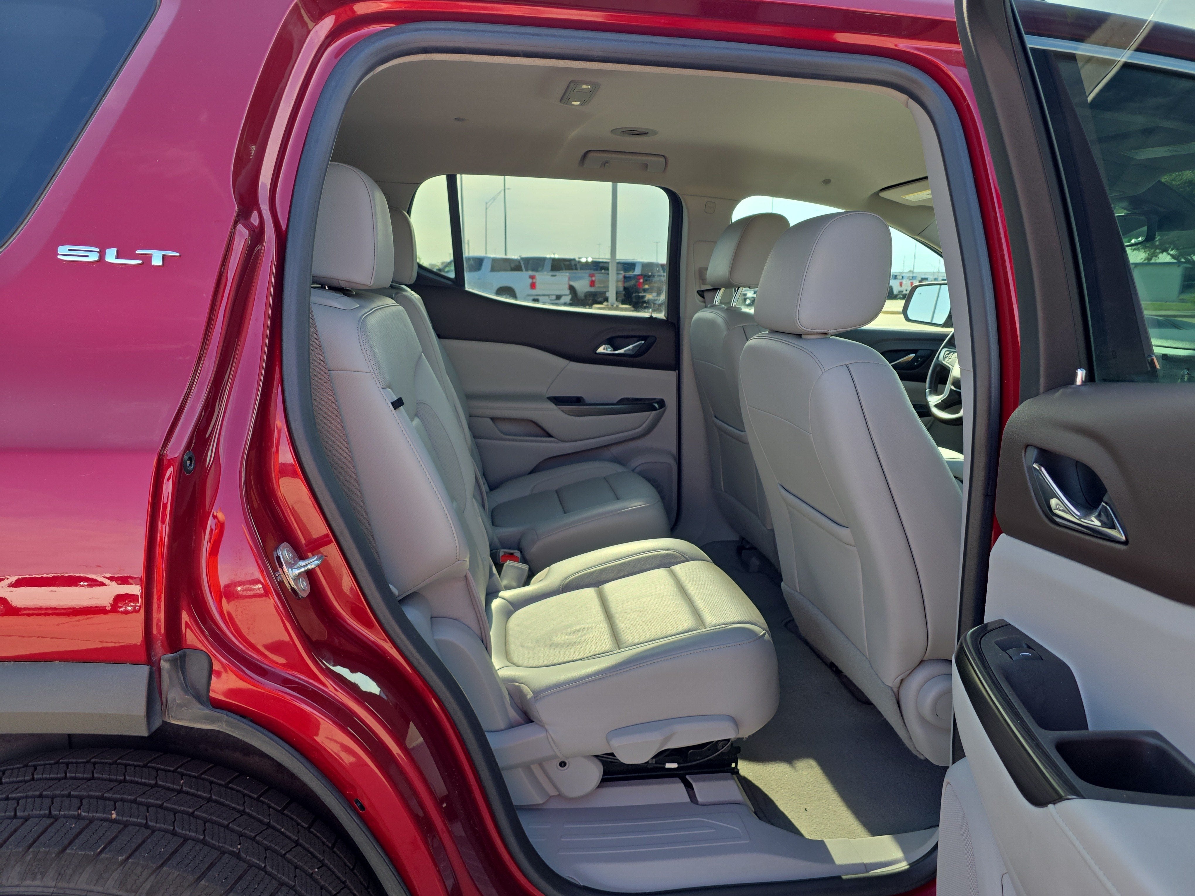 2020 GMC Acadia SLT