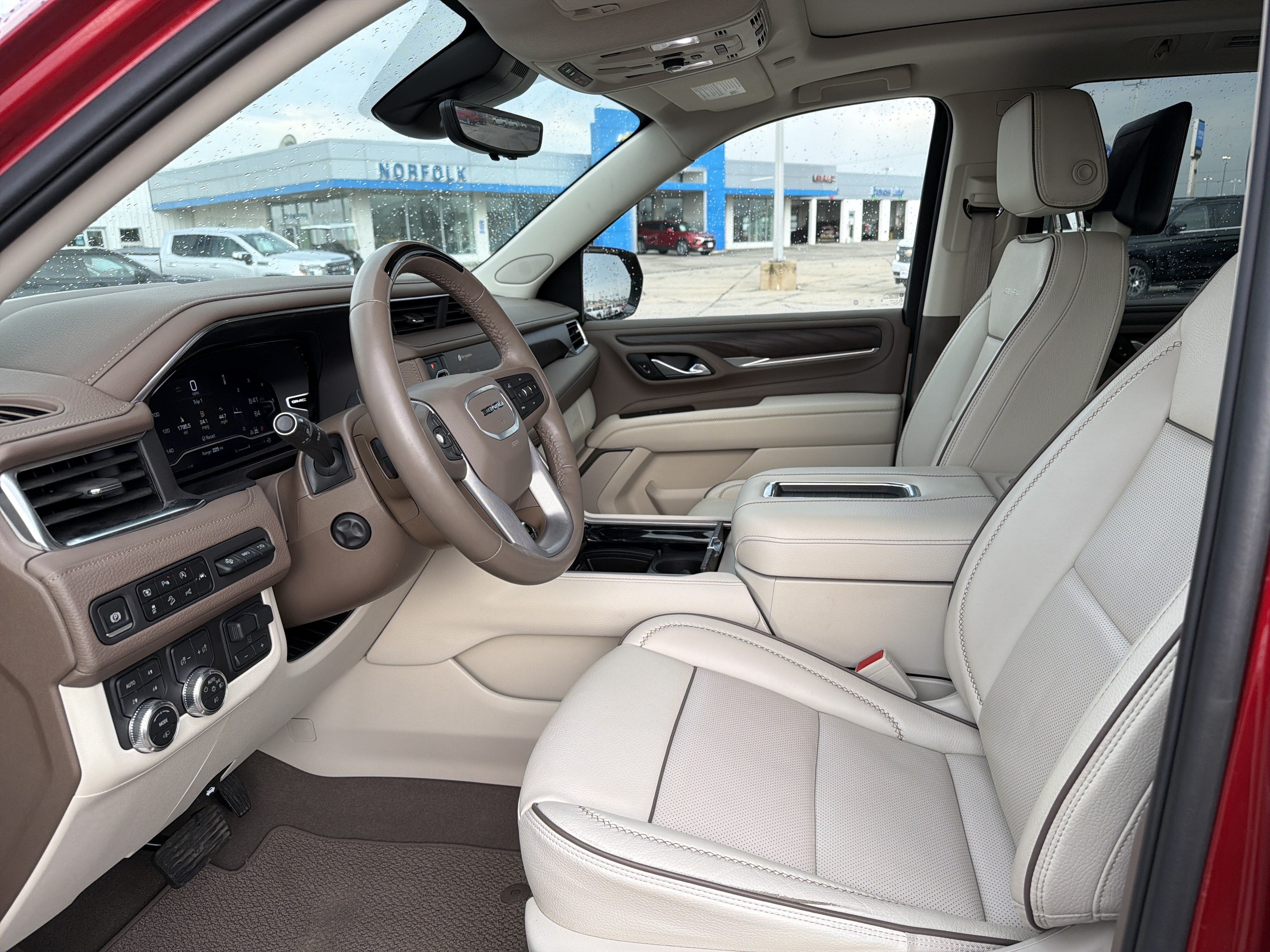 2024 GMC Yukon Denali