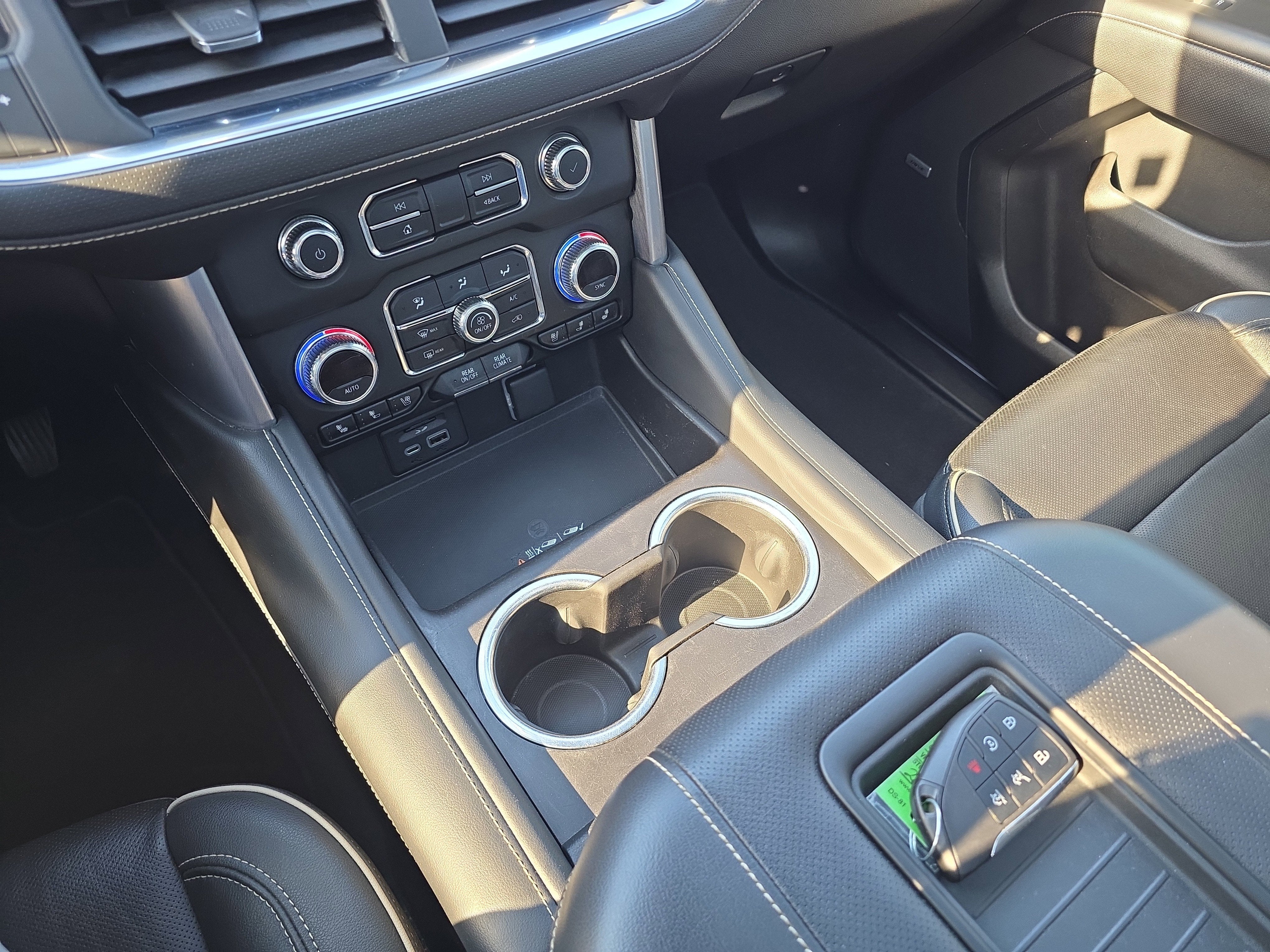 2021 GMC Yukon XL SLT
