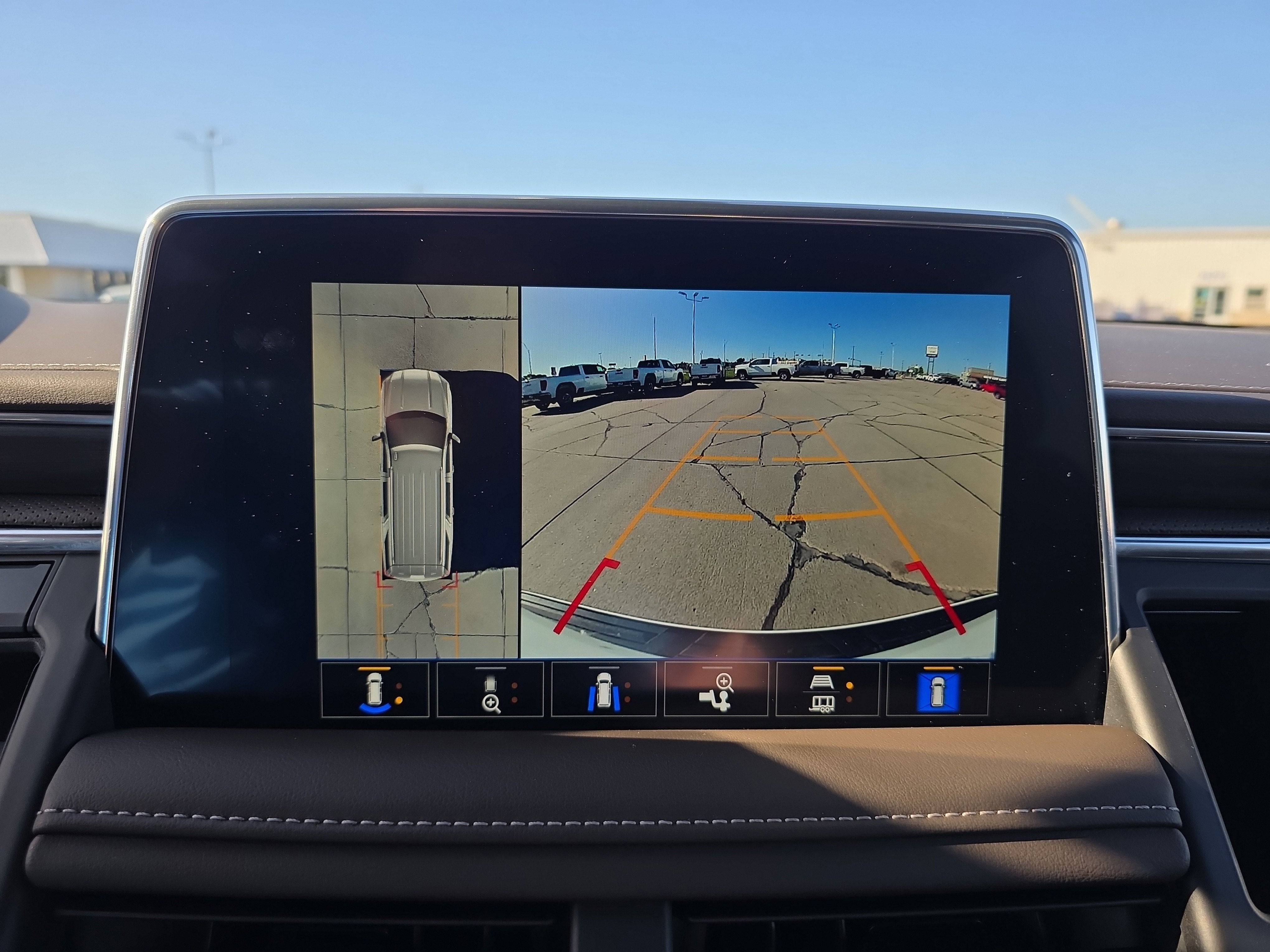 2022 GMC Yukon XL SLT